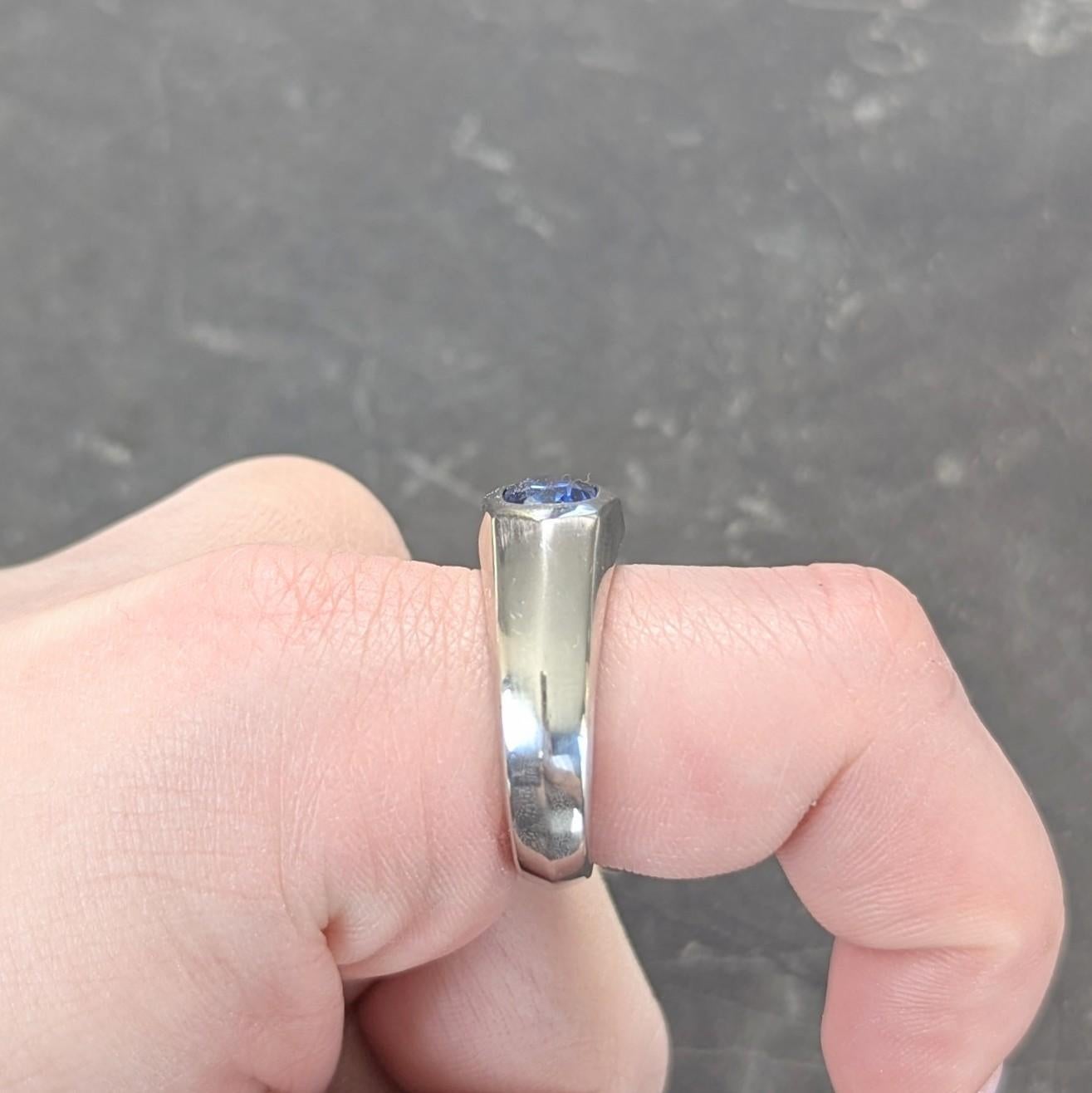 BRASH Contemporary 3.86 CT No Heat Burma Sapphire Platin Flush Set Unisex Ring im Angebot 8