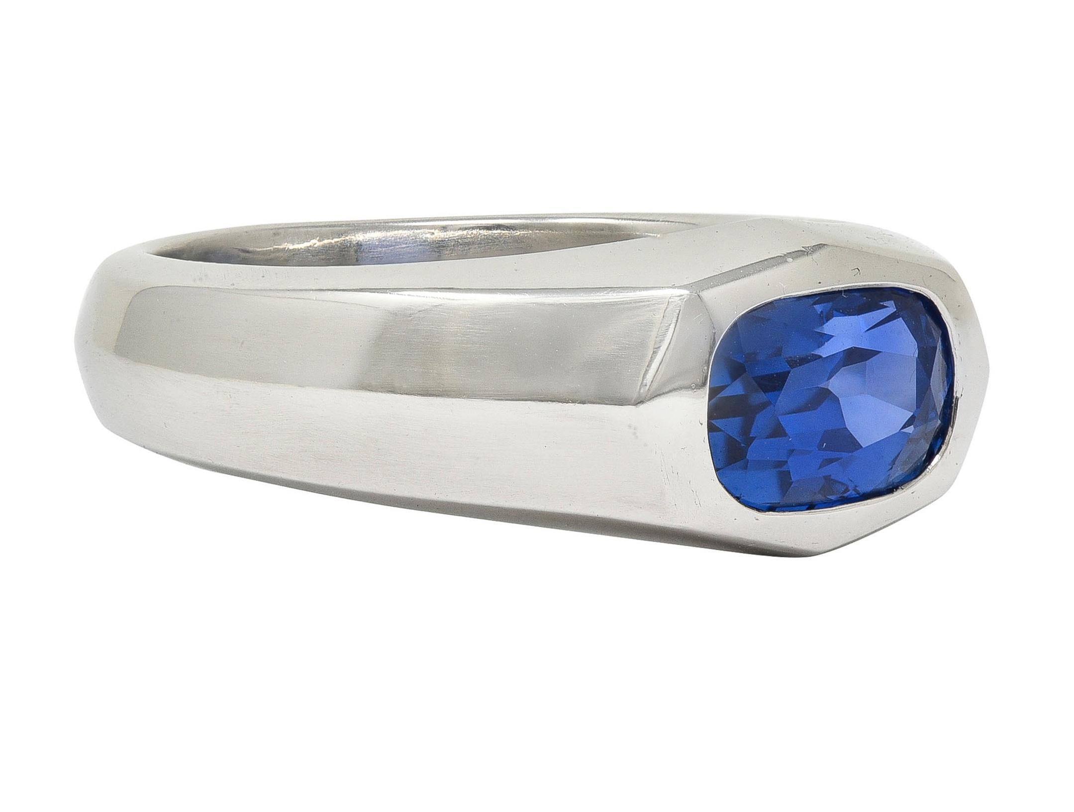 BRASH Contemporary 3.86 CT No Heat Burma Sapphire Platin Flush Set Unisex Ring (Kissenschliff) im Angebot