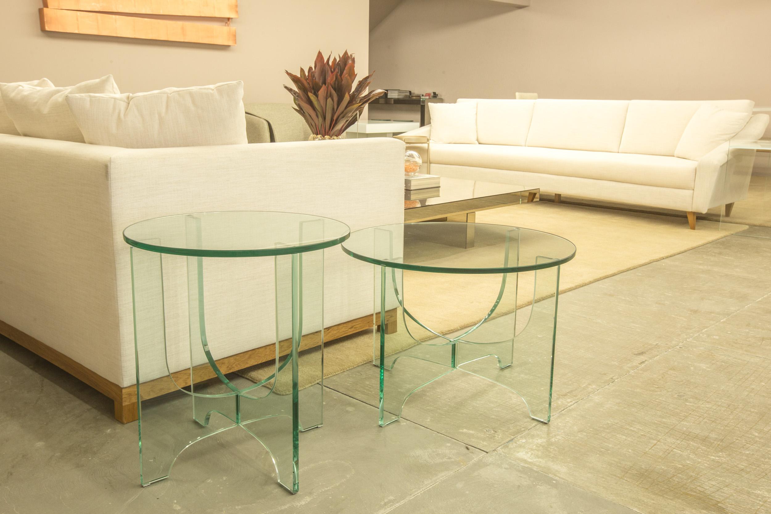 Brasília Brazilian Contemporary Glass Corner Table by Lattoog, Smaller In New Condition In Sao Paolo, BR
