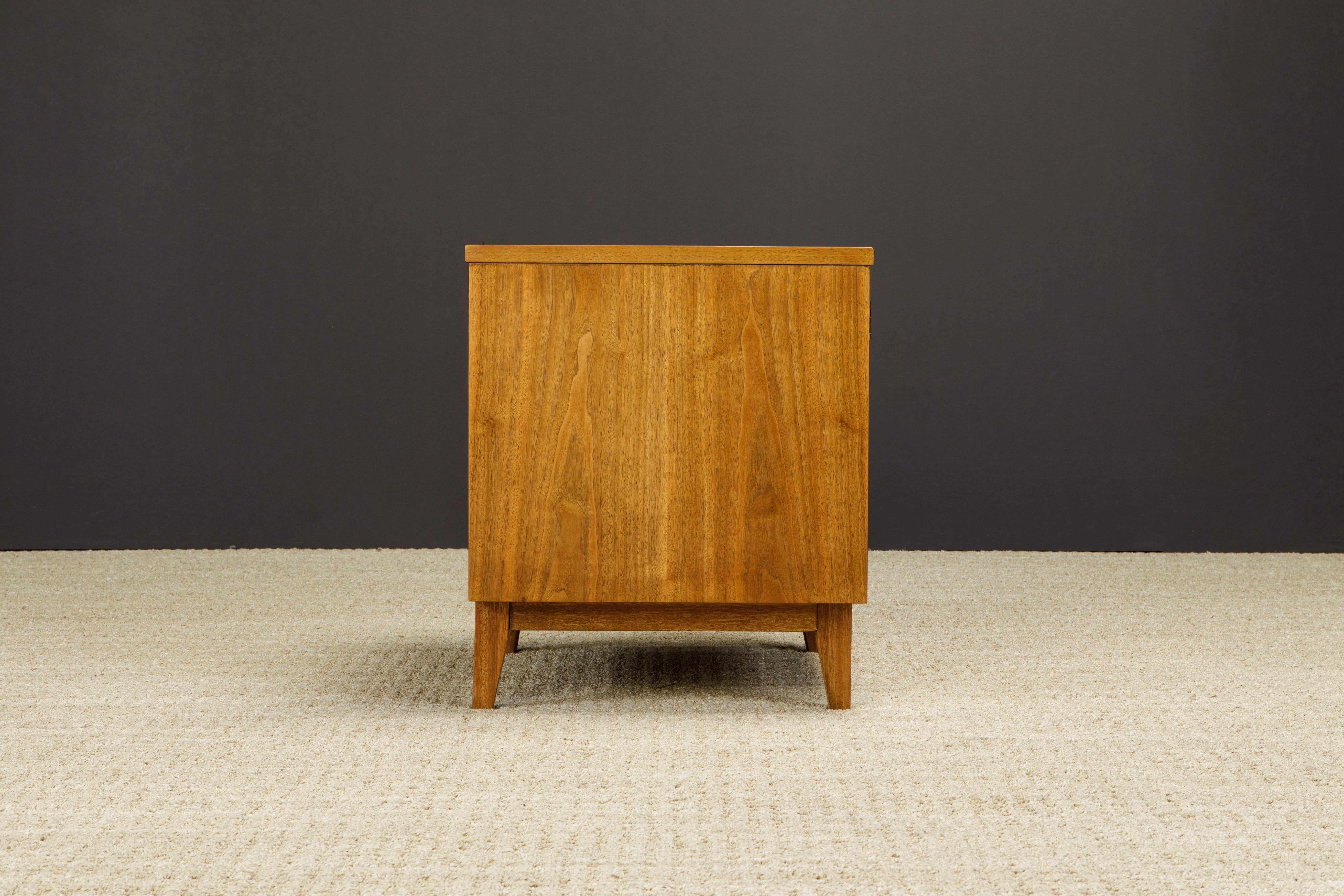 'Brasilia' by Broyhill Premier Pair of End / Side Tables, Refinished, 1960s 4