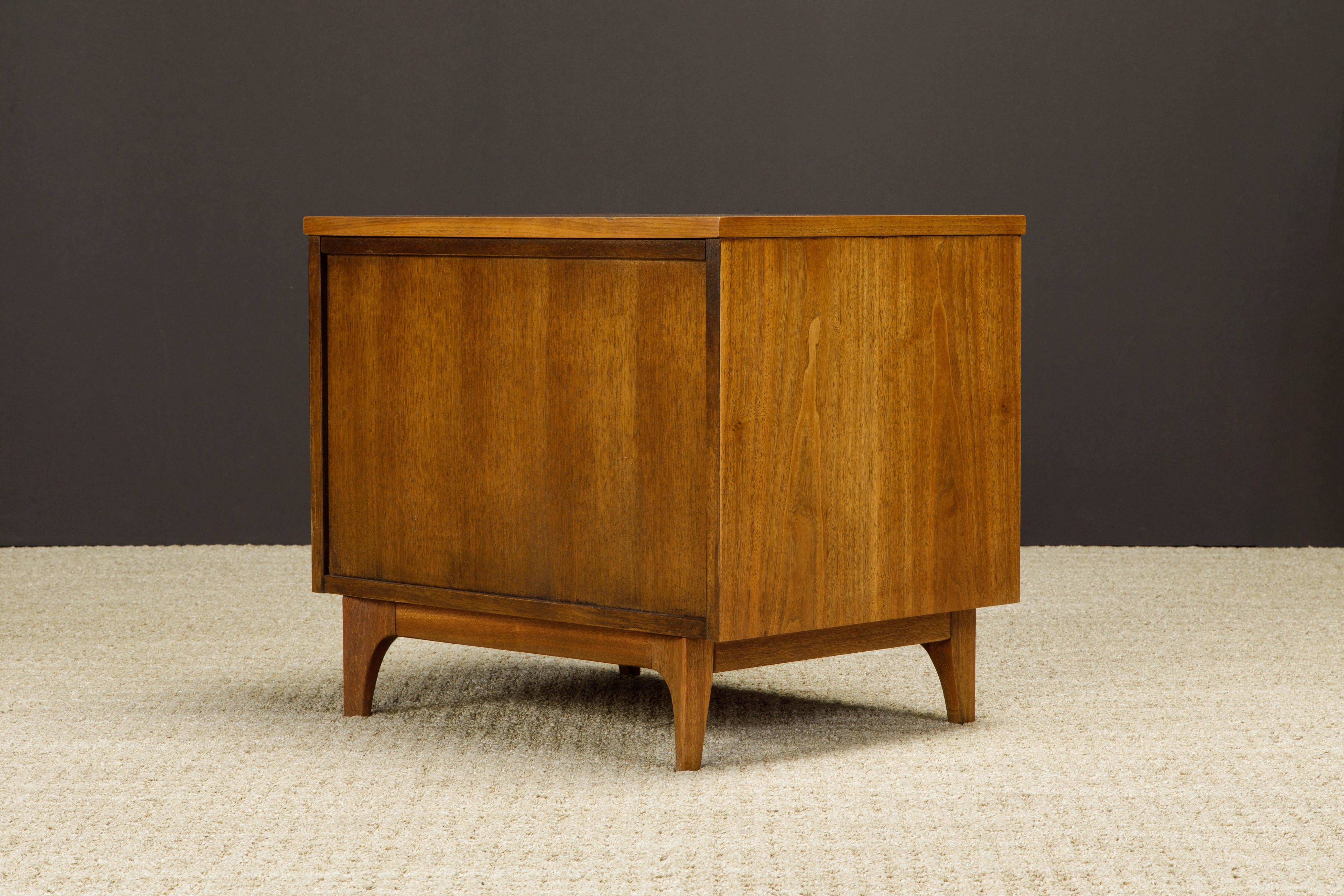 'Brasilia' by Broyhill Premier Pair of End / Side Tables, Refinished, 1960s 5