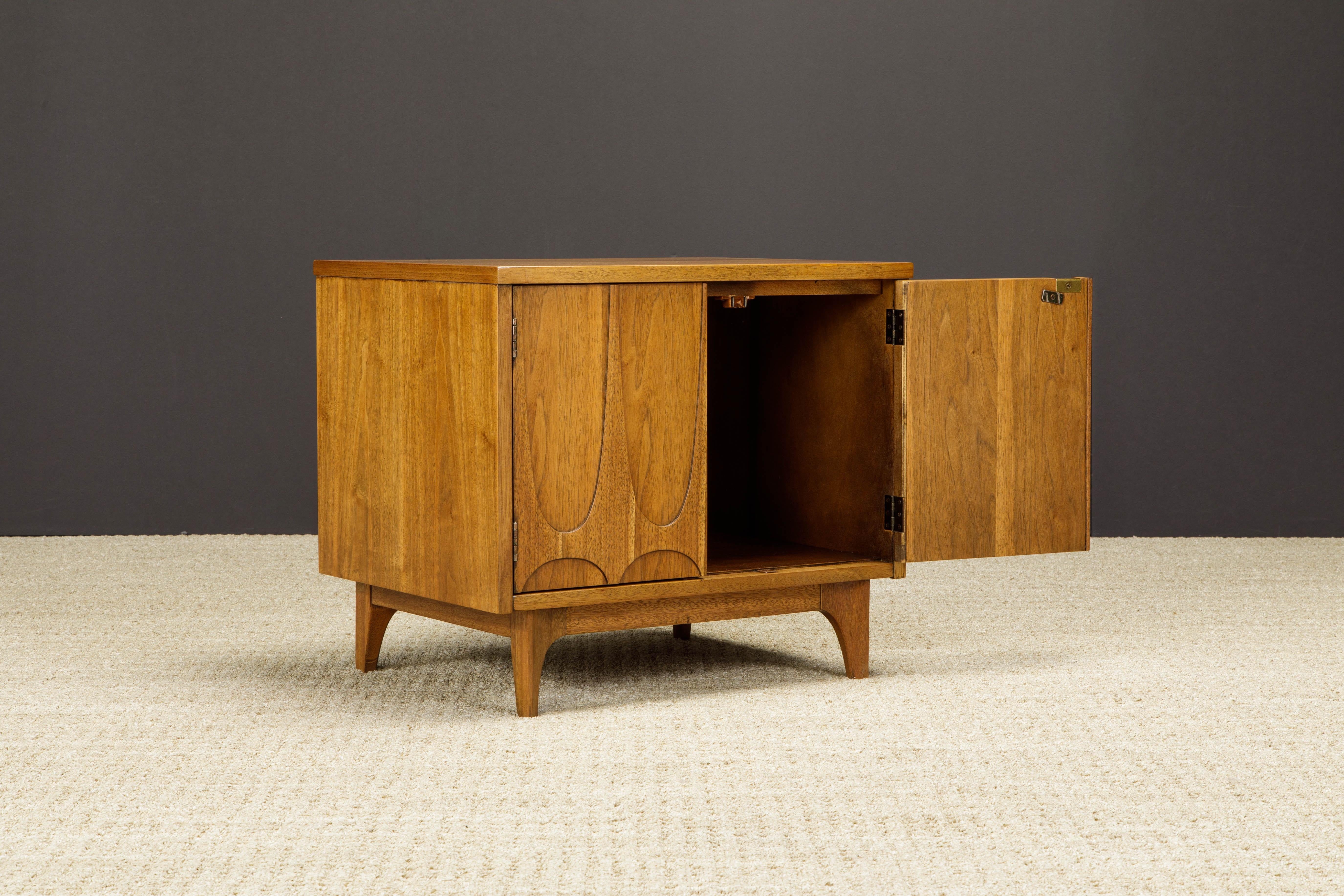 'Brasilia' by Broyhill Premier Pair of End / Side Tables, Refinished, 1960s 1