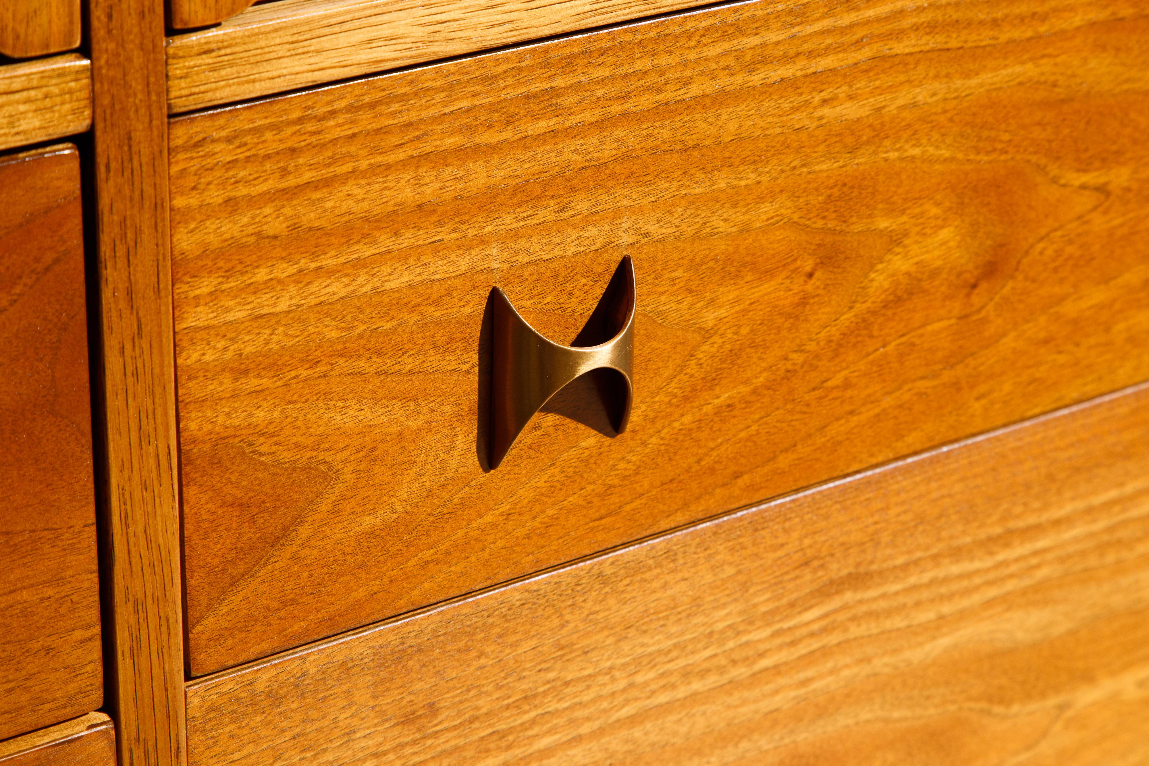 'Brasilia' by Broyhill Premiere Sculptural Dresser and Mirror, 1960s, Signed 2