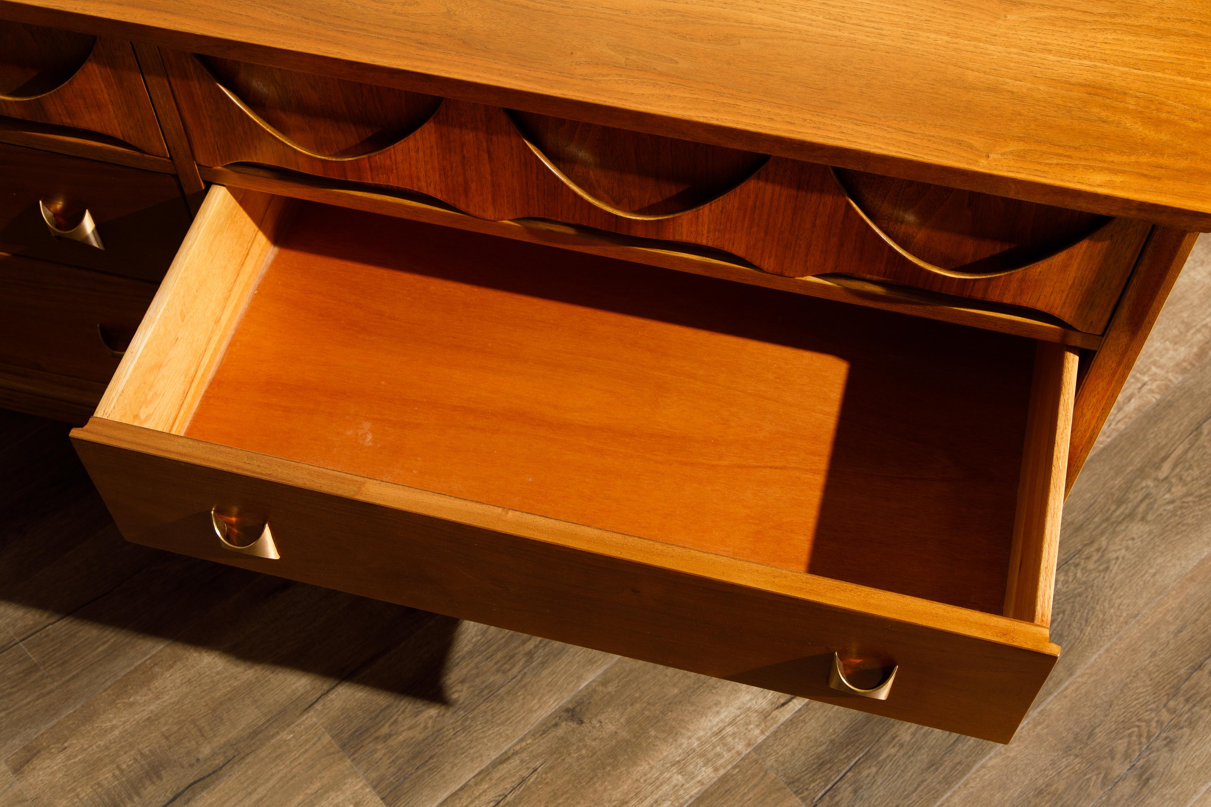 'Brasilia' by Broyhill Premiere Sculptural Dresser and Mirror, 1960s, Signed 4