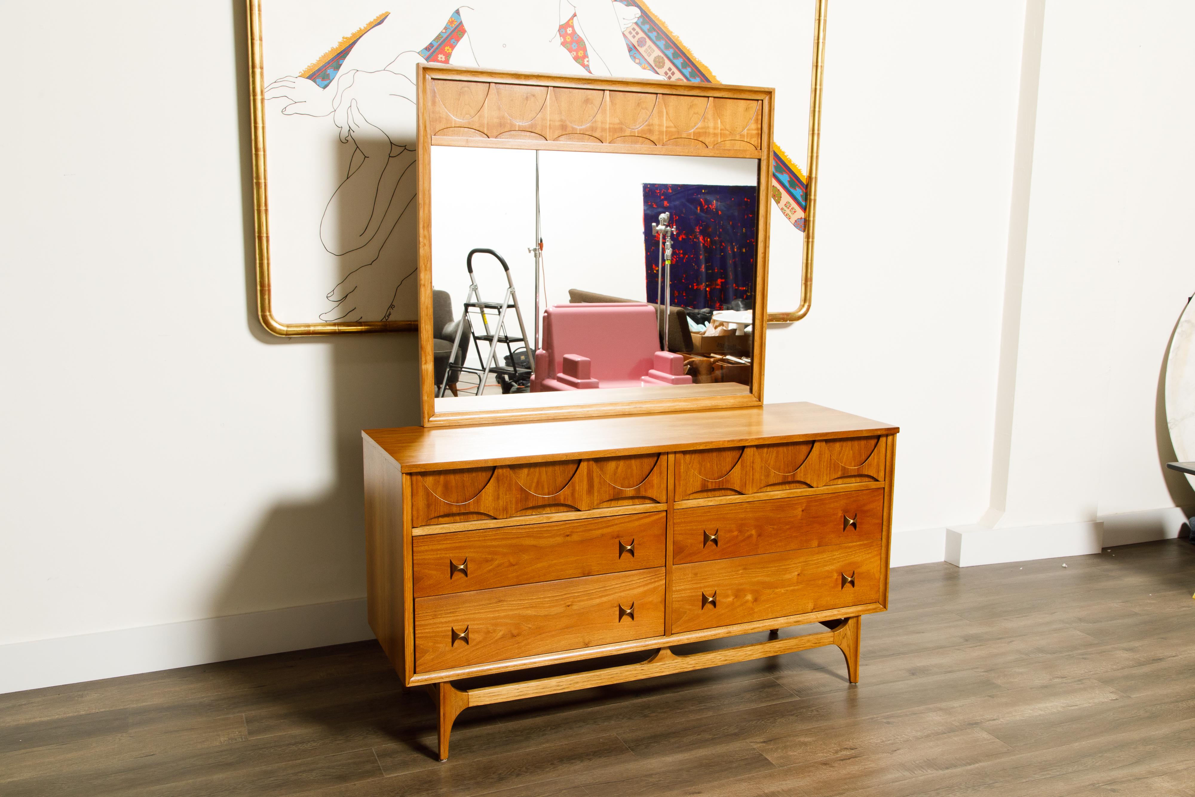 'Brasilia' by Broyhill Premiere Sculptural Dresser and Mirror, 1960s, Signed In Excellent Condition In Los Angeles, CA