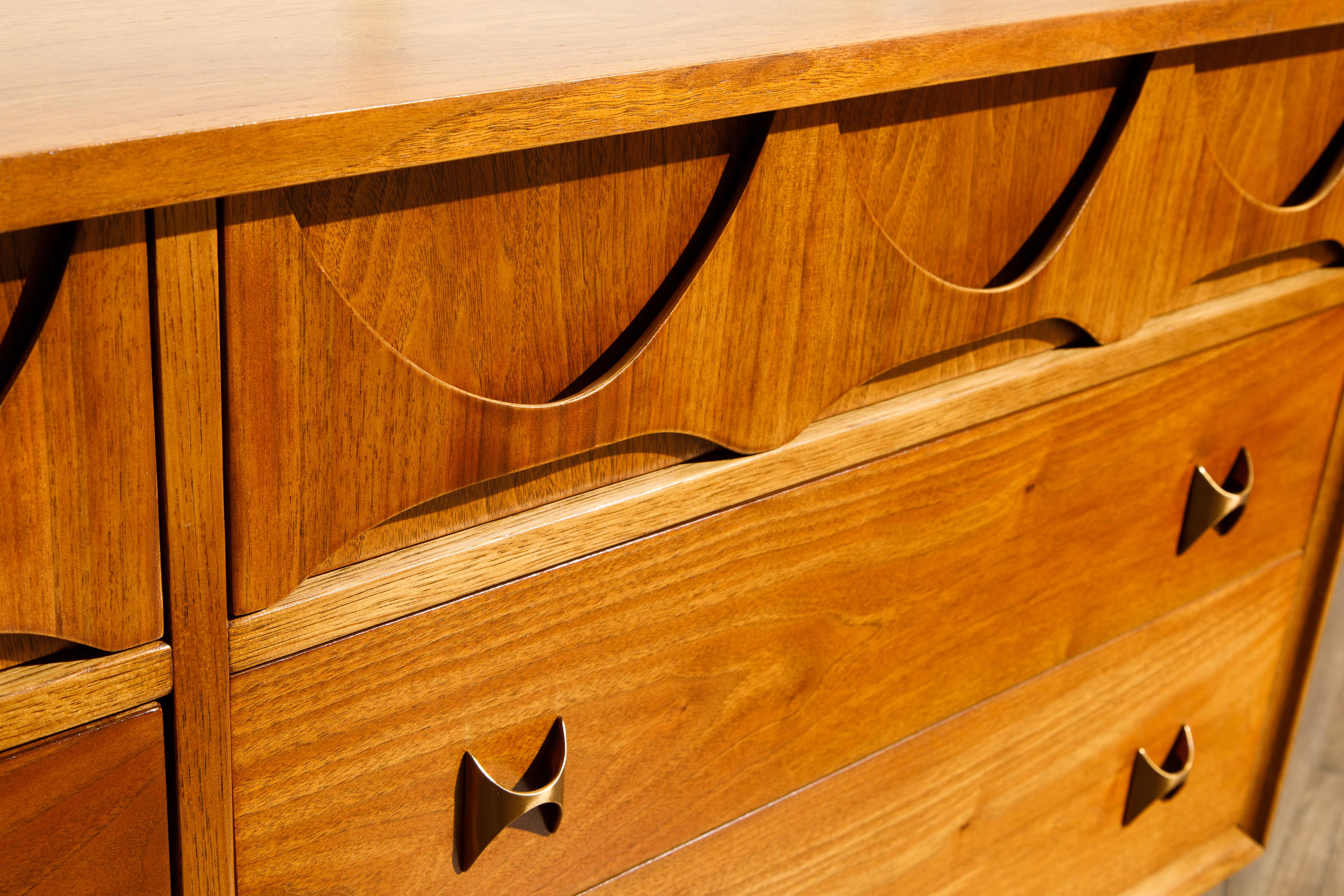 'Brasilia' by Broyhill Premiere Sculptural Dresser and Mirror, 1960s, Signed 1