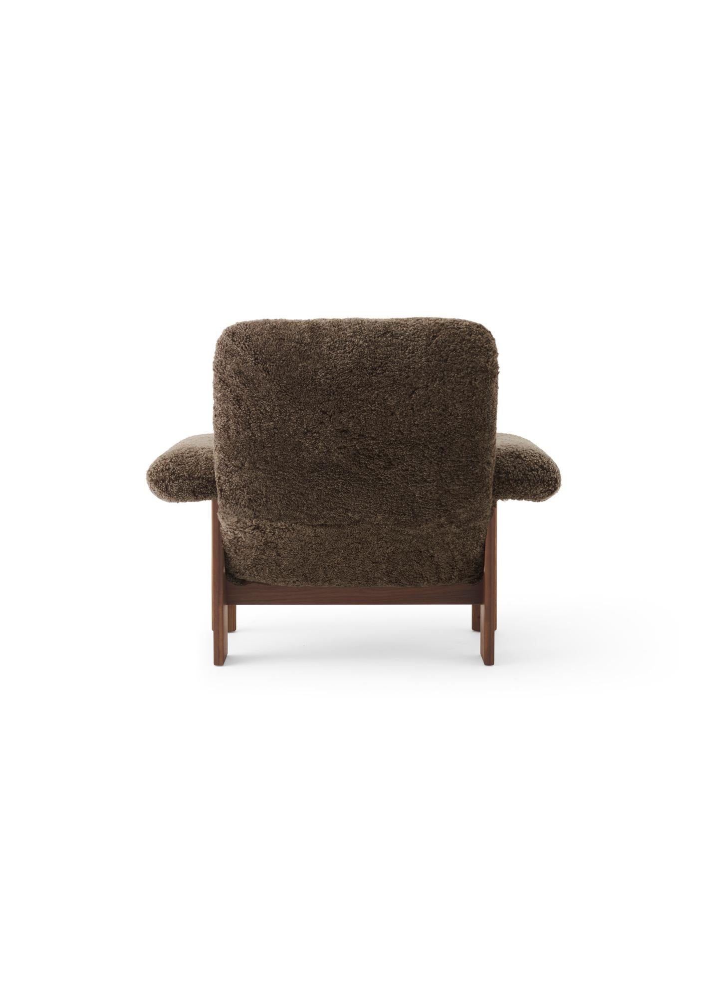 Brasilia Lounge Chair, Sheepskin Root/Walnut, by Anderssen & Voll for Audo In New Condition For Sale In Dubai, AE