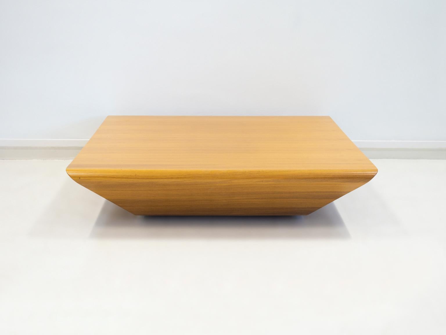 Minimalist coffee table Brasilia designed by Claesson, Eero Koivisto & Ola Rune for Swedese. The table is made in a single piece of layer-glued oak laminate and joined together without visible joints.