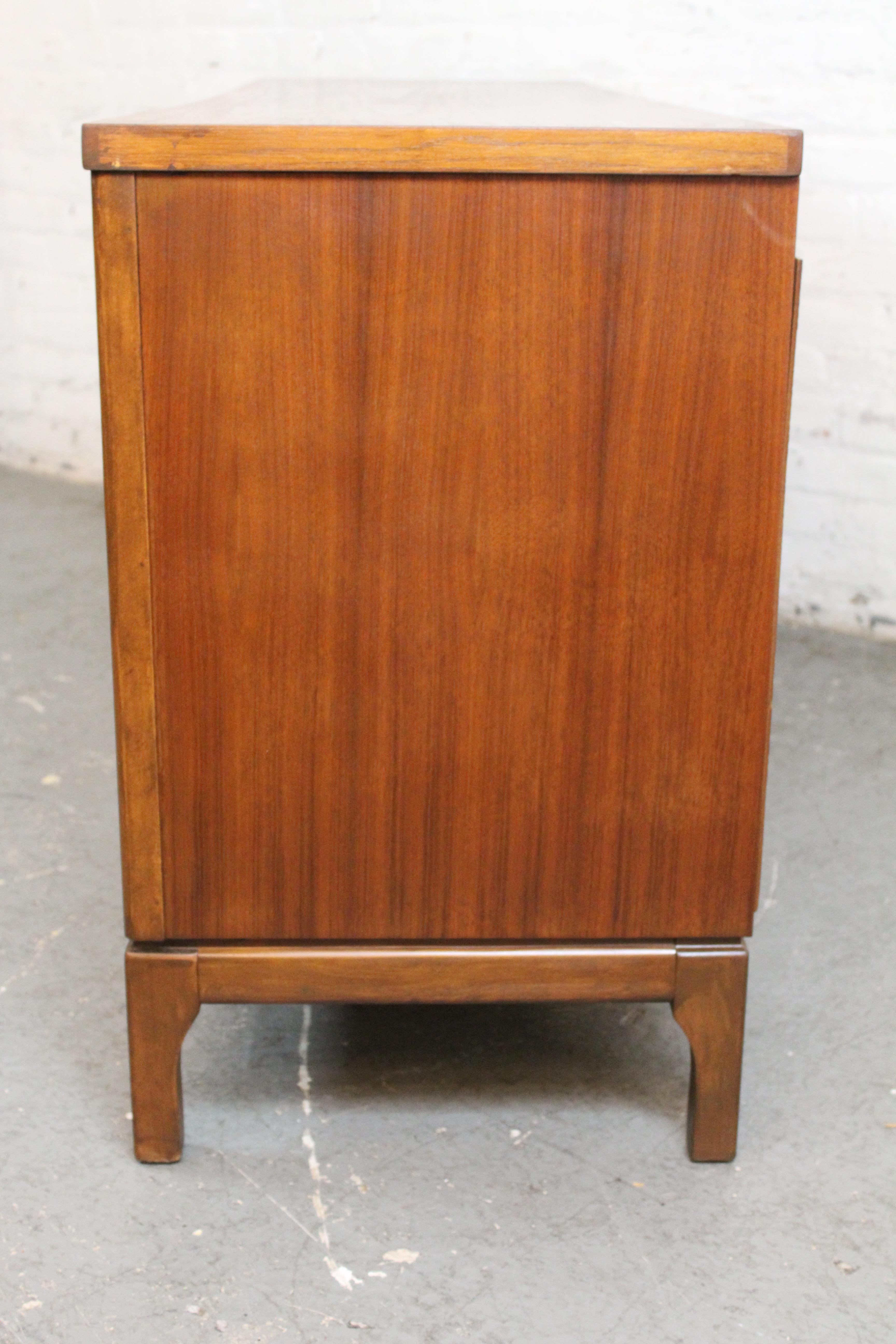 Commode Brasilia de Williams Furniture of South Carolina en vente 6