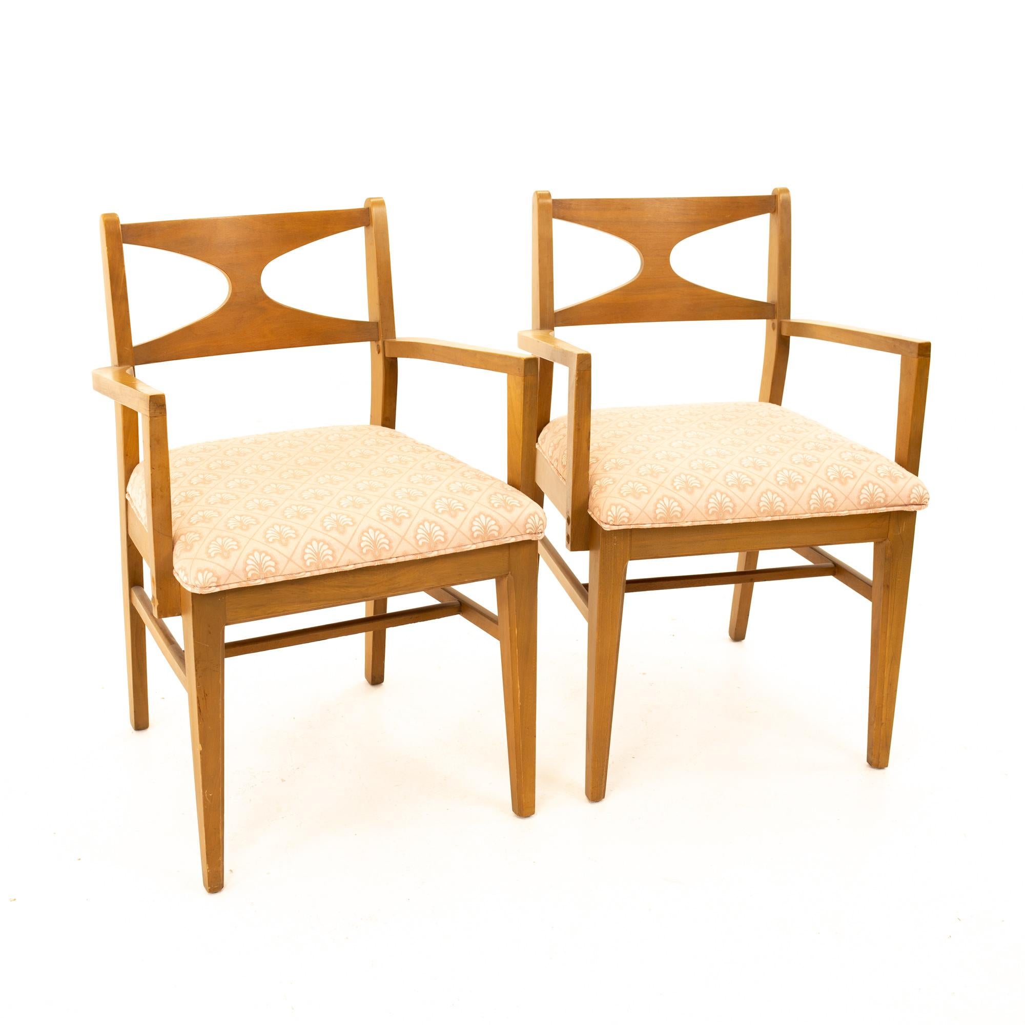 Late 20th Century Brasilia Style Mid Century Walnut Bowtie Dining Chairs, Set of 6