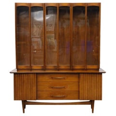 Retro Brasilia Styled Mid-Century Modern China Display Cabinet with Hutch, circa 1950s