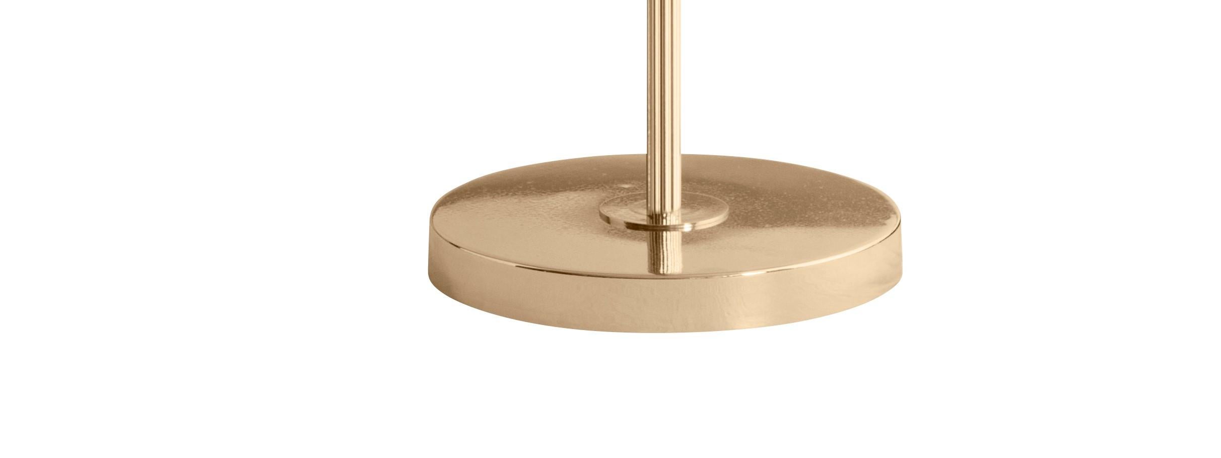 Brass 06 floor lamp 150 by Magic Circus Editions
Dimensions: D 25 x H 150 cm
Materials: Brass base, smooth brass tube, glossy mouth blown glass
Dimmable version available.


Rethinking, reimagining, redesigning familiar objects that we look at