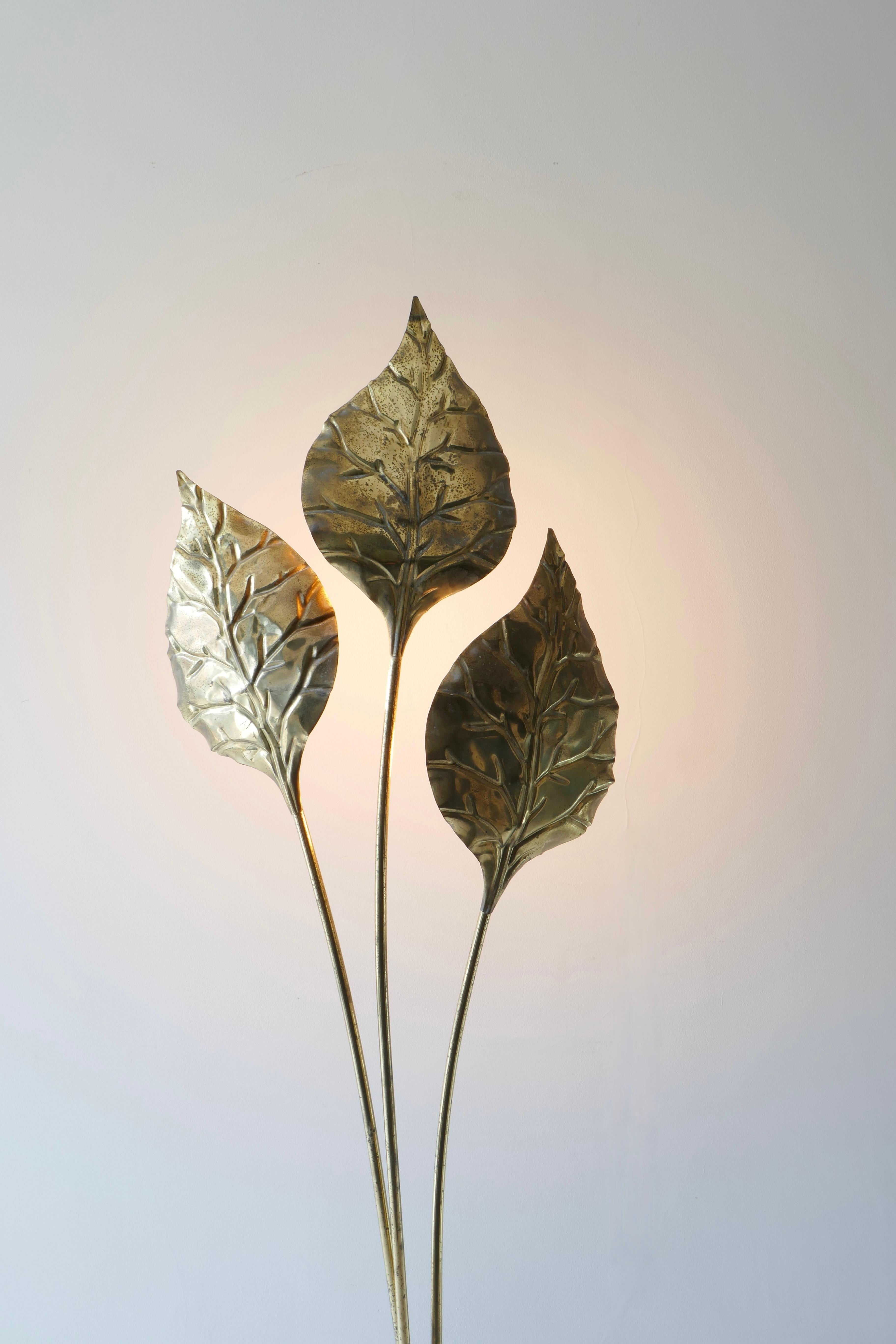 Brass 3 Lights, Leaf Shaped Floor Lamp, Tommaso Barbi Style, Italy, 1970s For Sale 3