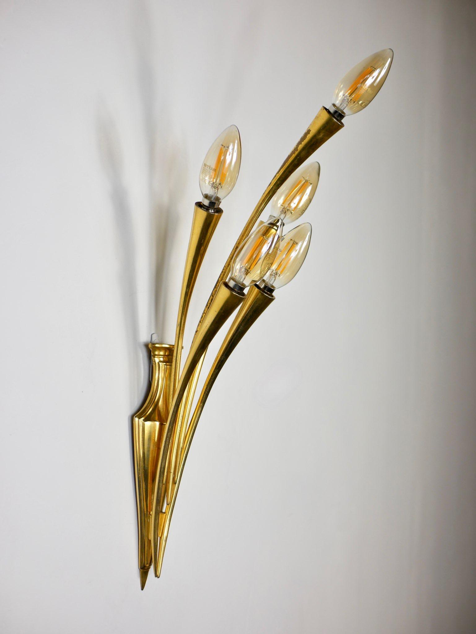 Mid-Century Modern Brass 5 lights sconce by Oscar Torlasco for Lumi Milano, 1950s For Sale