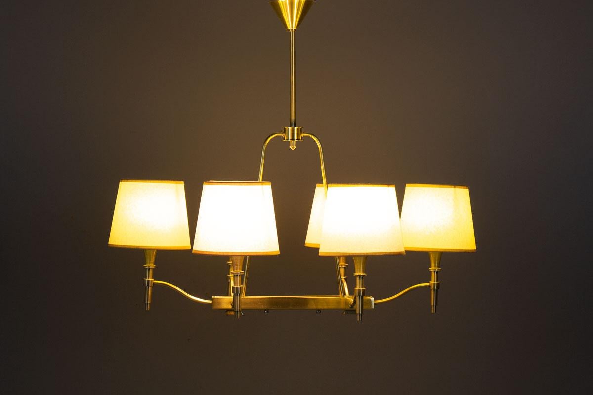 Lampadario a 6 luci in ottone di Atelier Petitot, Francia, anni '40 in vendita 1