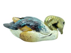 Estatua de señuelo de pato pintada a mano con acentos de latón, década de 1980 Malevolti Italia