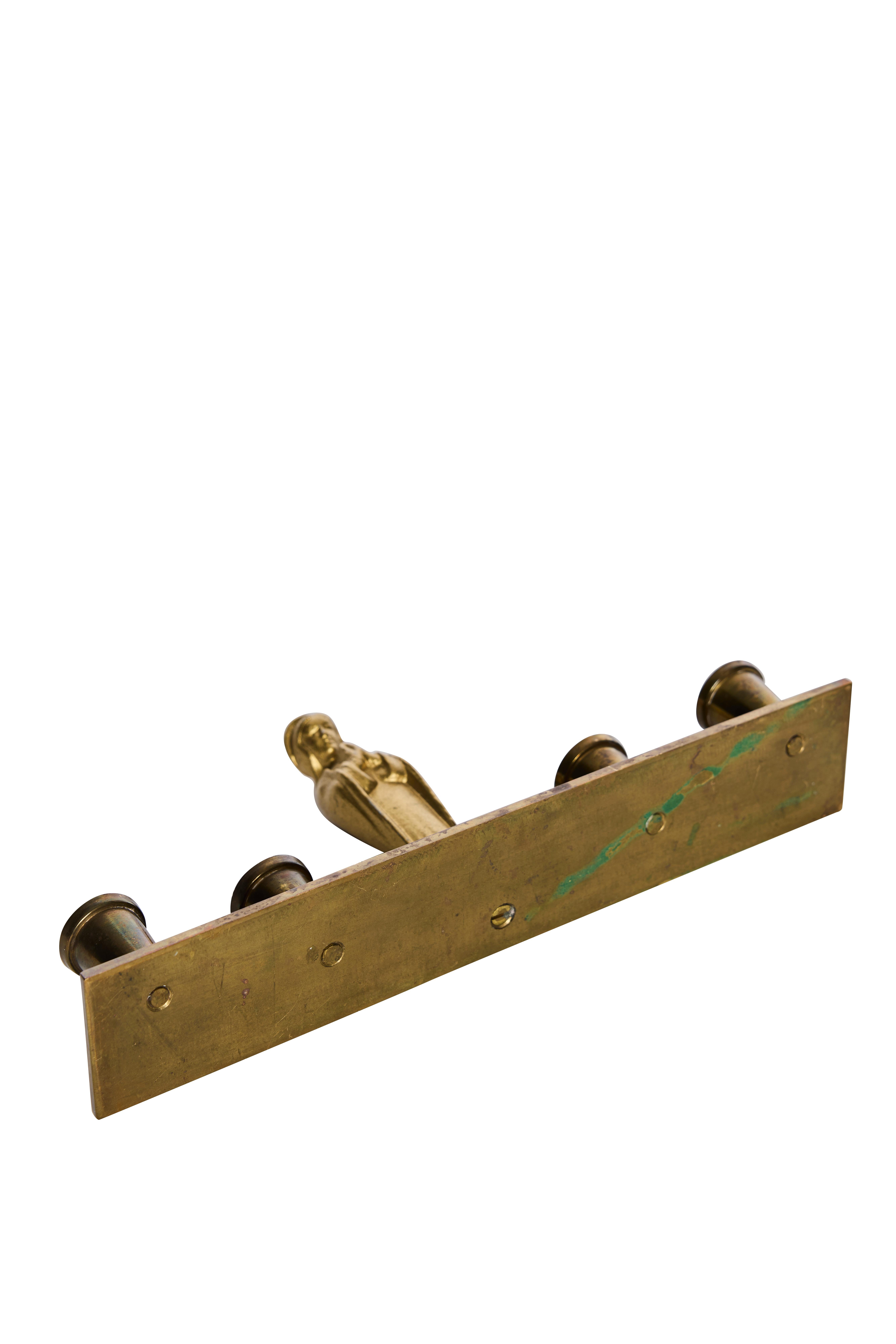 Svedese Candelabro dell'Avvento in ottone con figura di Madonna di Ystad-Metall, Svezia in vendita