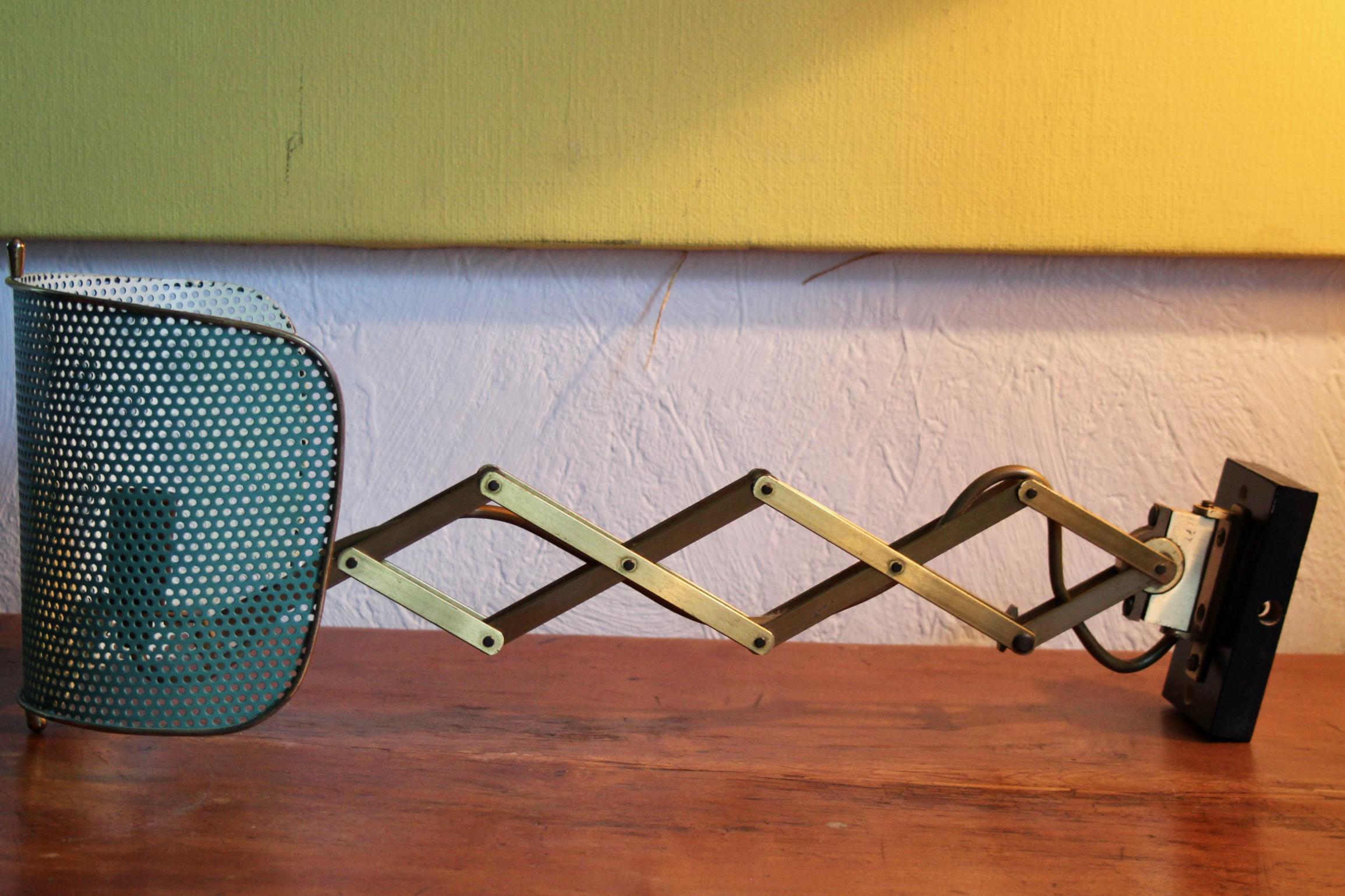 Brass Alfred Muller Adjustable pair of Wall Lamp for AMBA, Switzerland 1940s For Sale 4