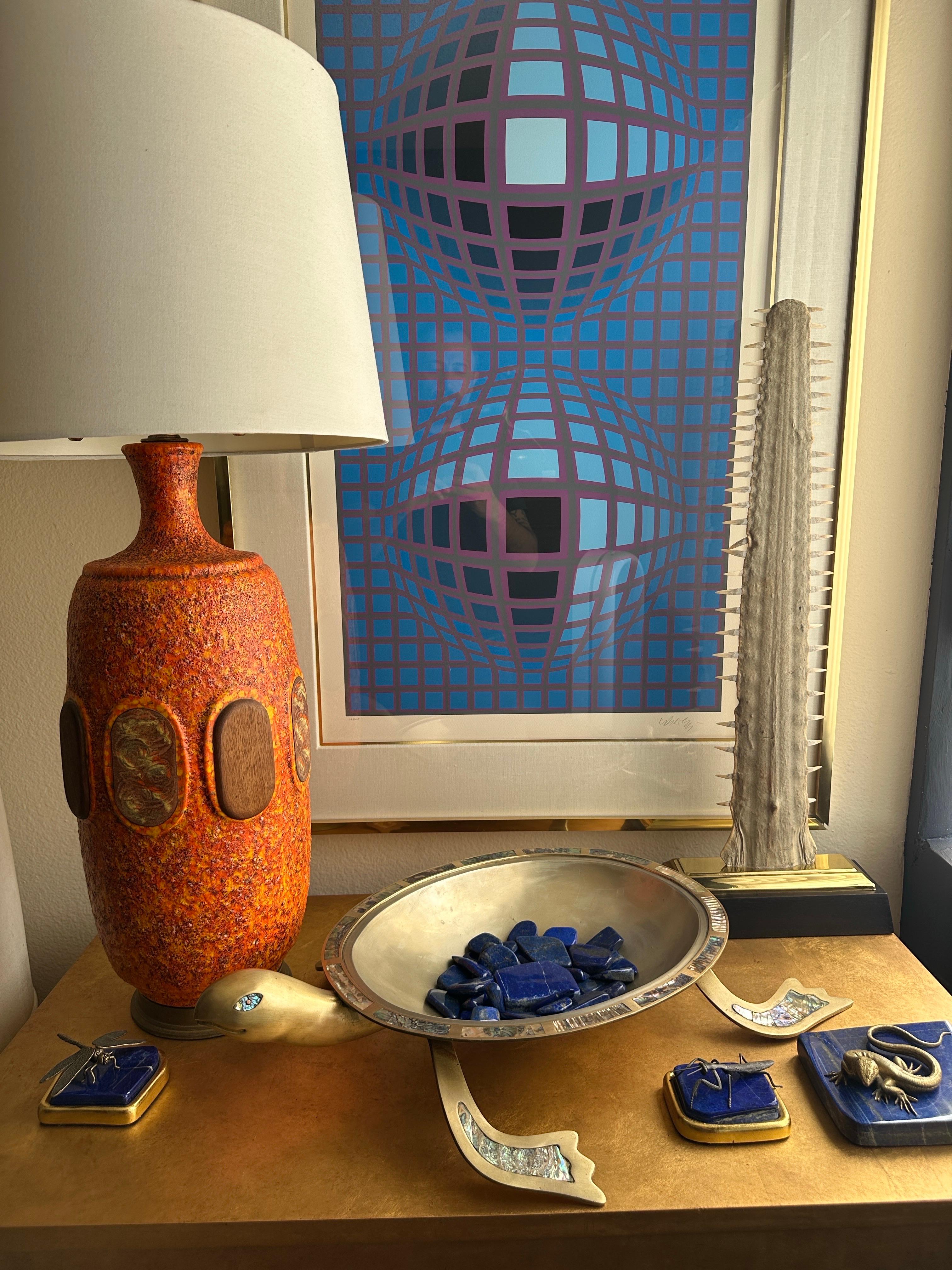 Escultura de tortuga de latón y caparazón de abulón en venta 10