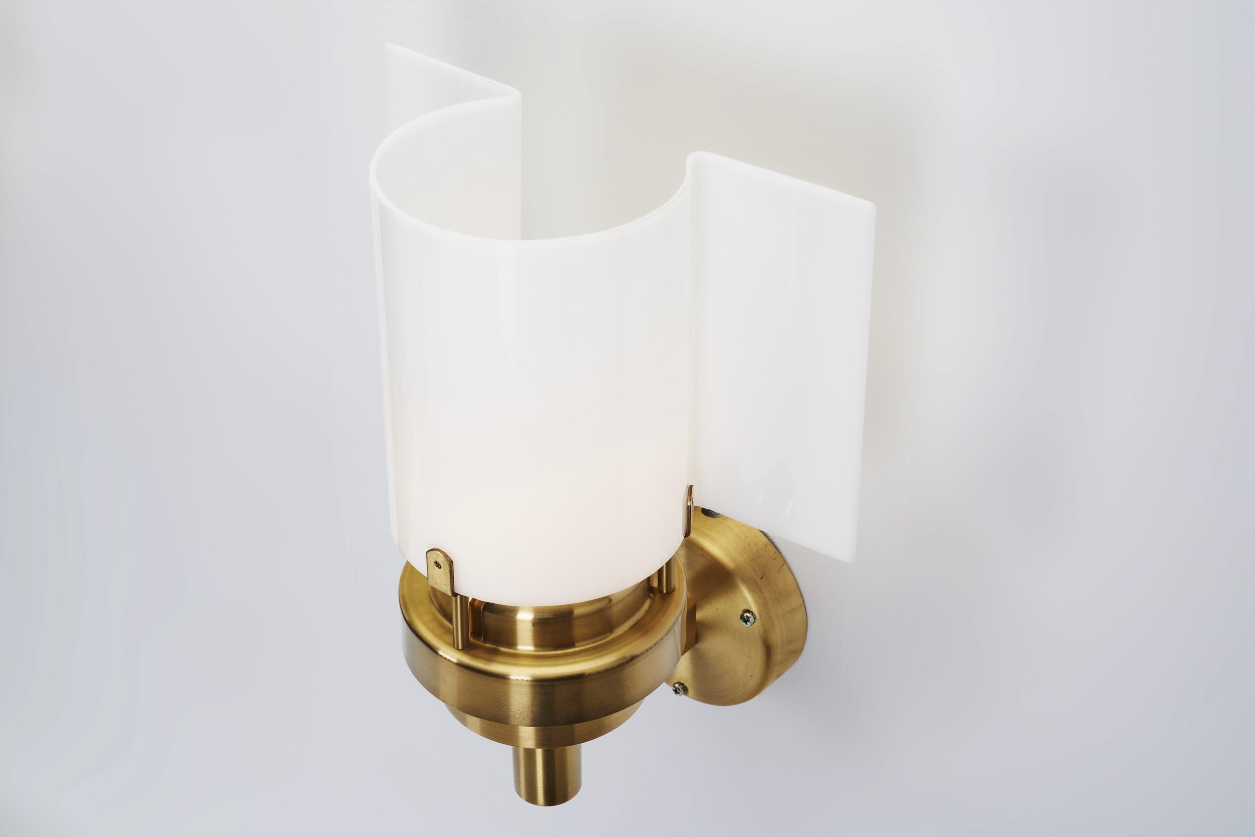Brass and Acrylic Glass Wall Lamps by Stockmann Orno, Finland 1960s For Sale 5