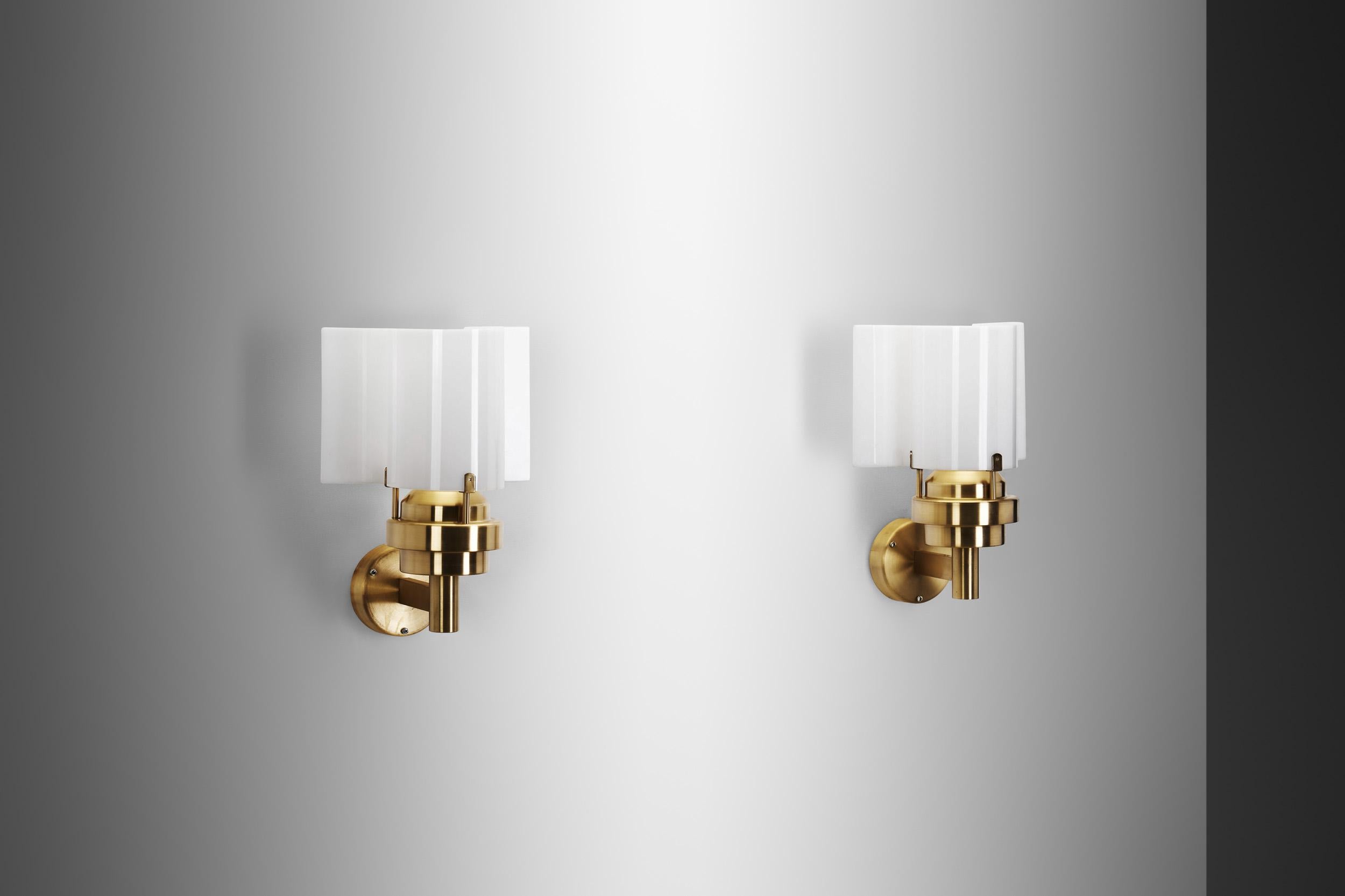 Mid-Century Modern Brass and Acrylic Glass Wall Lamps by Stockmann Orno, Finland 1960s For Sale