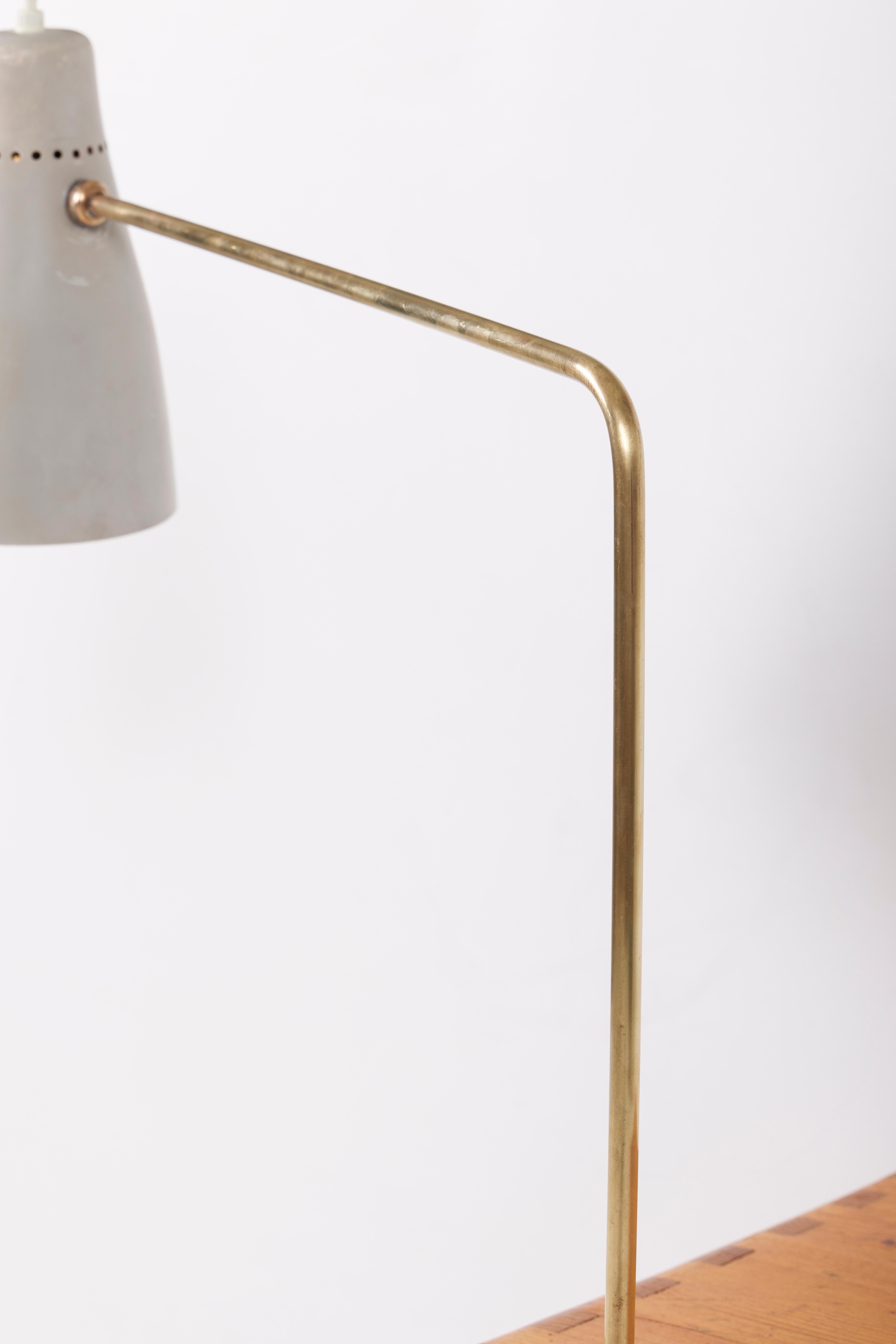 Mid-century brass and aluminum lamp by french designer Pierre Guariche For Sale 1