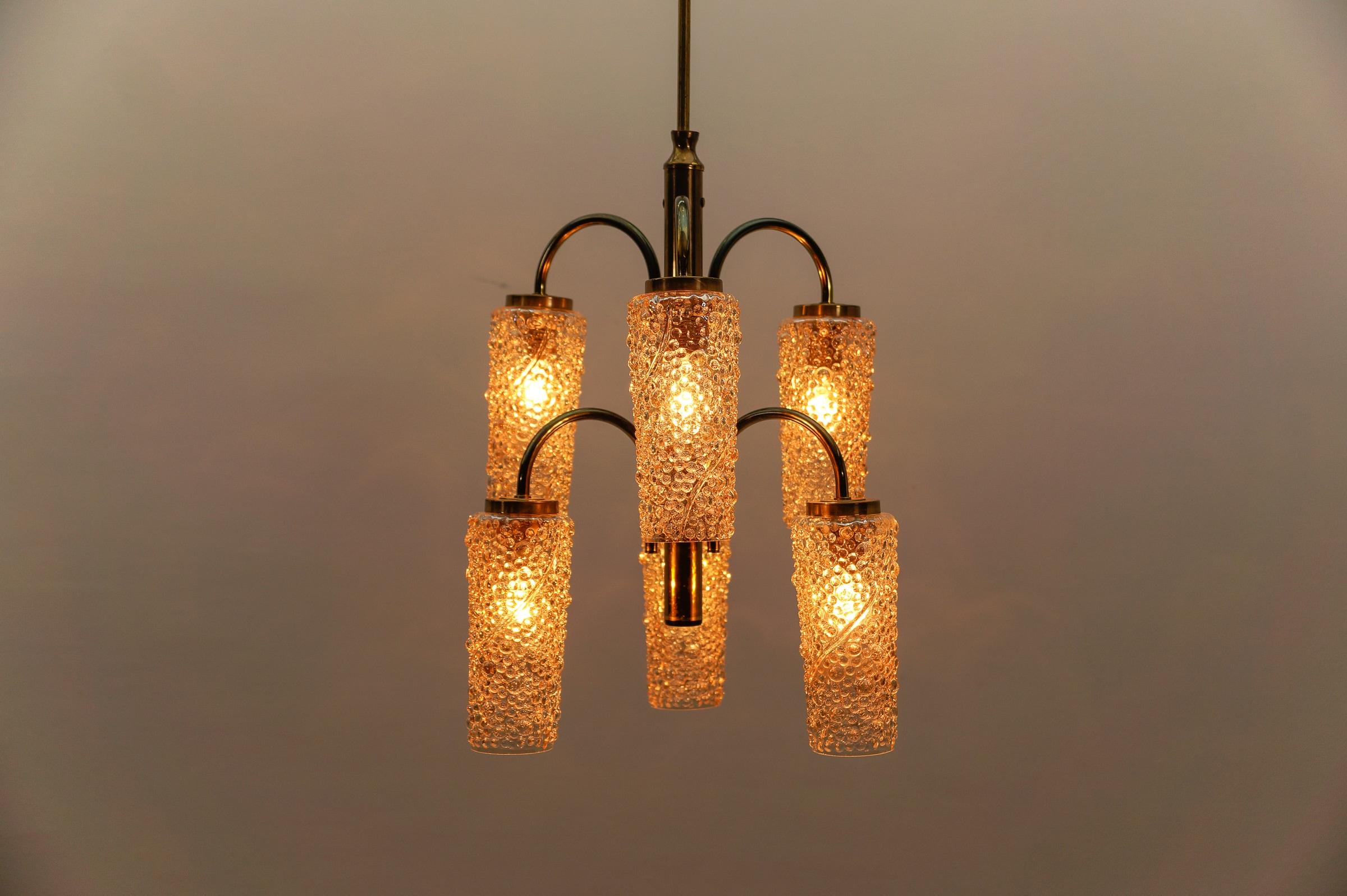 Metallo Lampada da soffitto in ottone e vetro a bolle d'aria ambrato, Germania 1960 in vendita