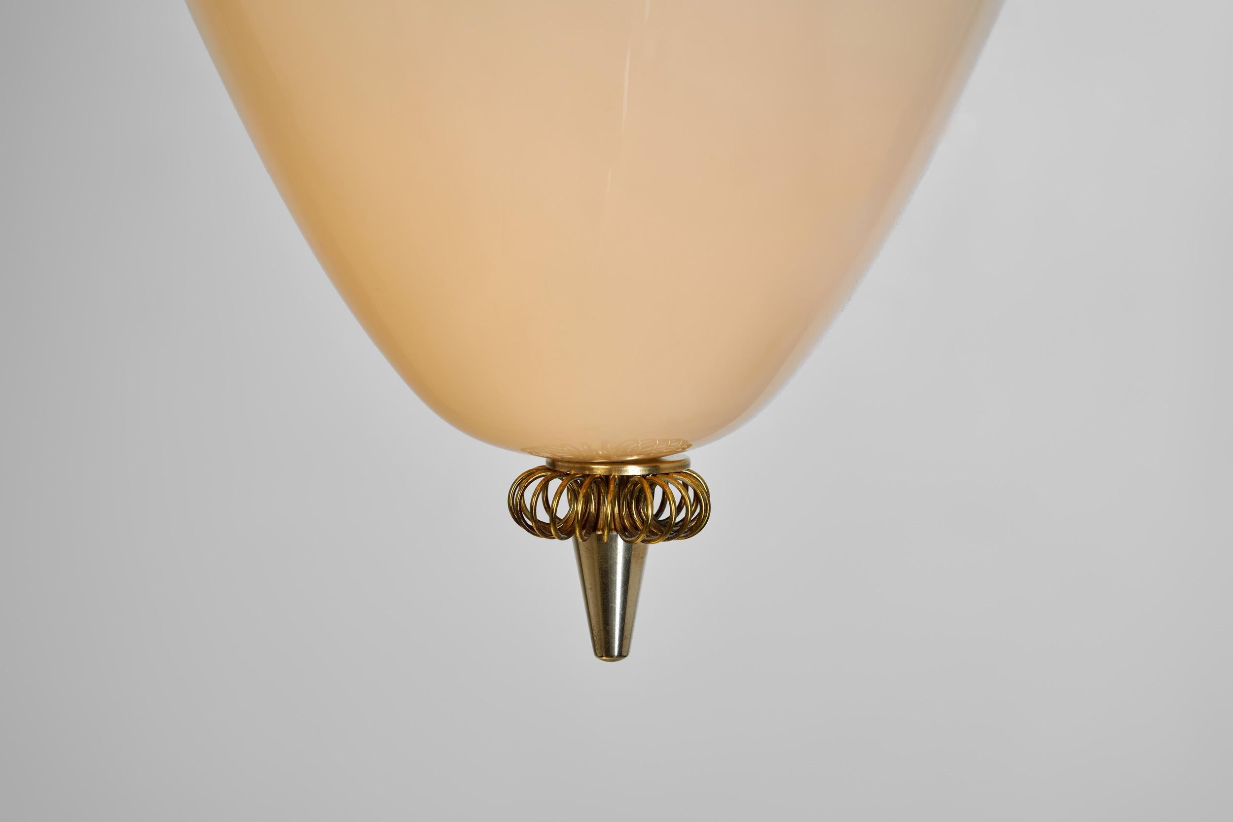 Brass and Amber Tinted Glass Hanging Lamp by Idman, Finland Mid 20th century For Sale 8