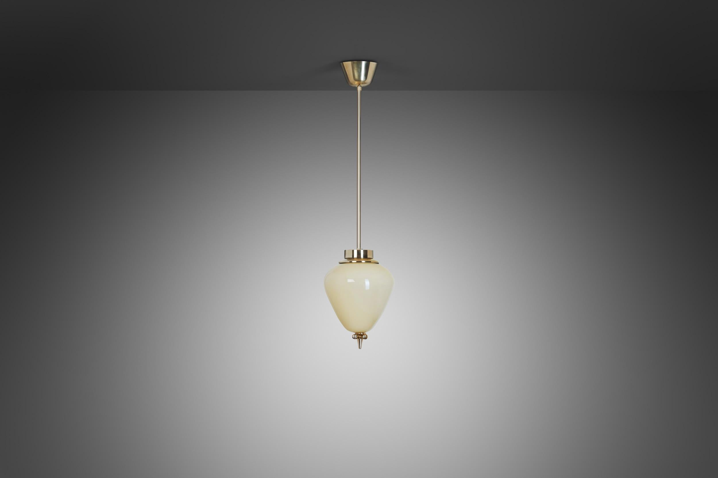 Mid-Century Modern Brass and Amber Tinted Glass Hanging Lamp by Idman, Finland Mid 20th century For Sale