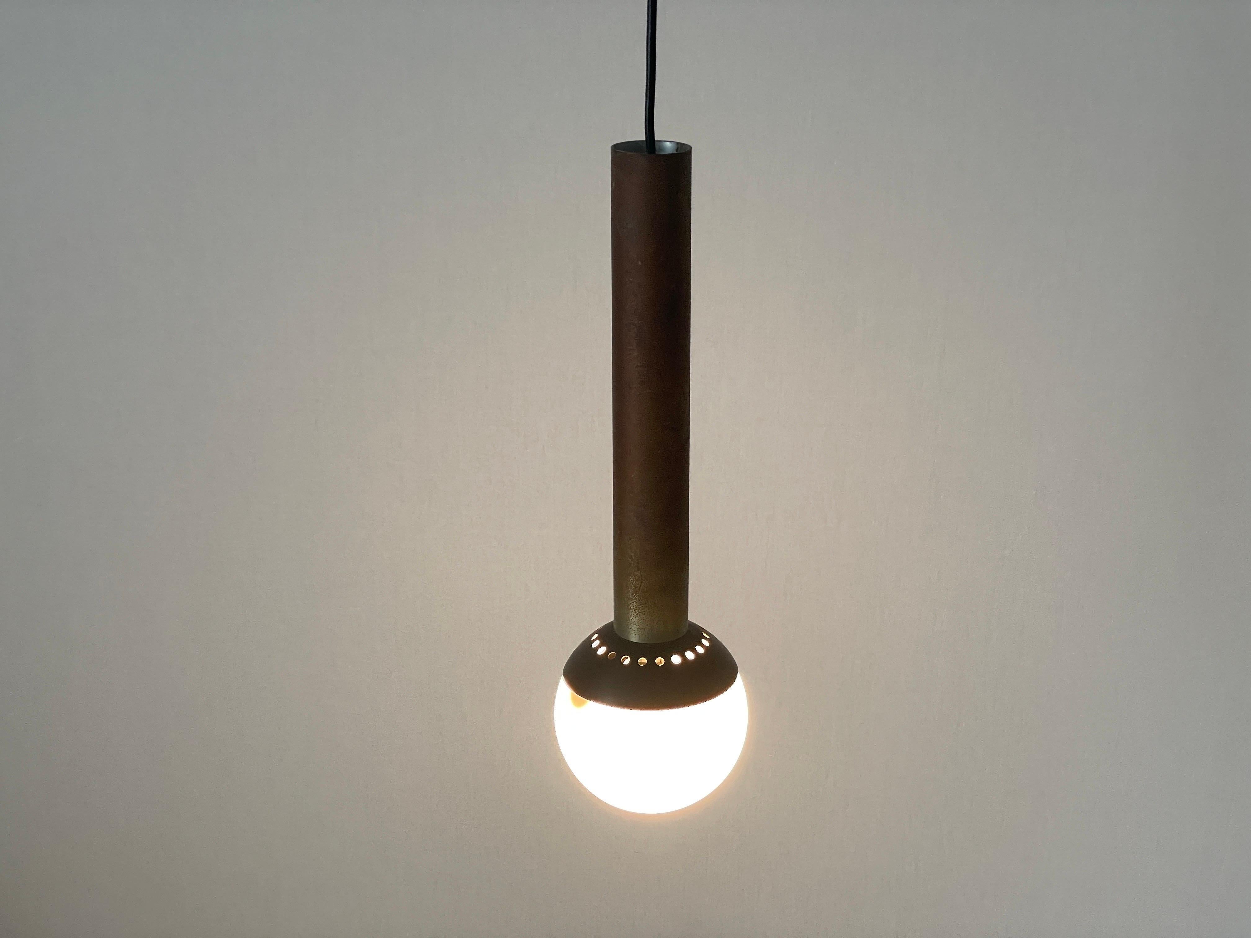 Lámpara de techo de latón y cristal Ball and Ball, atribuida a Stilnovo, años 60, Italia en venta 3