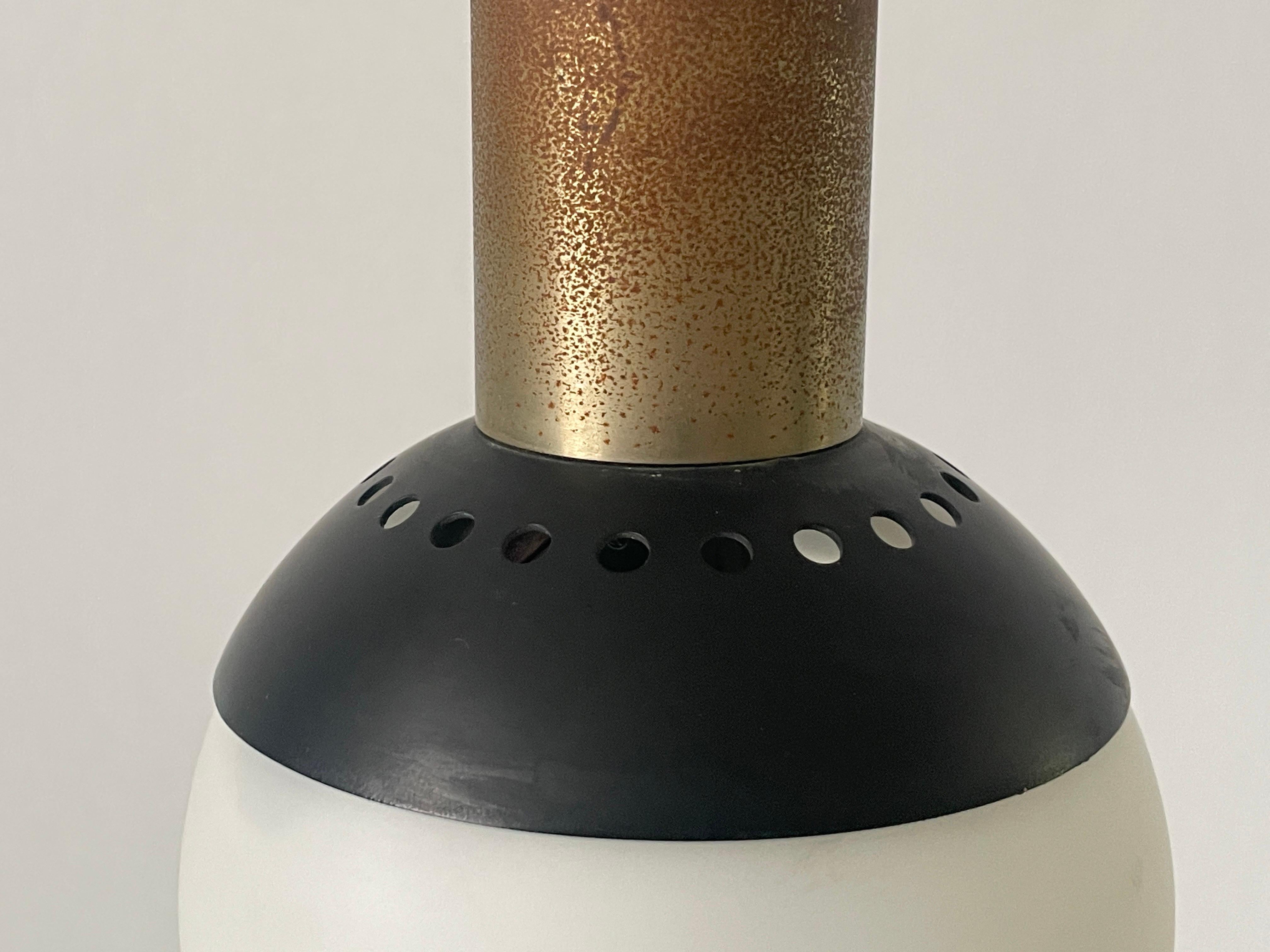 Lámpara de techo de latón y cristal Ball and Ball, atribuida a Stilnovo, años 60, Italia Metal en venta