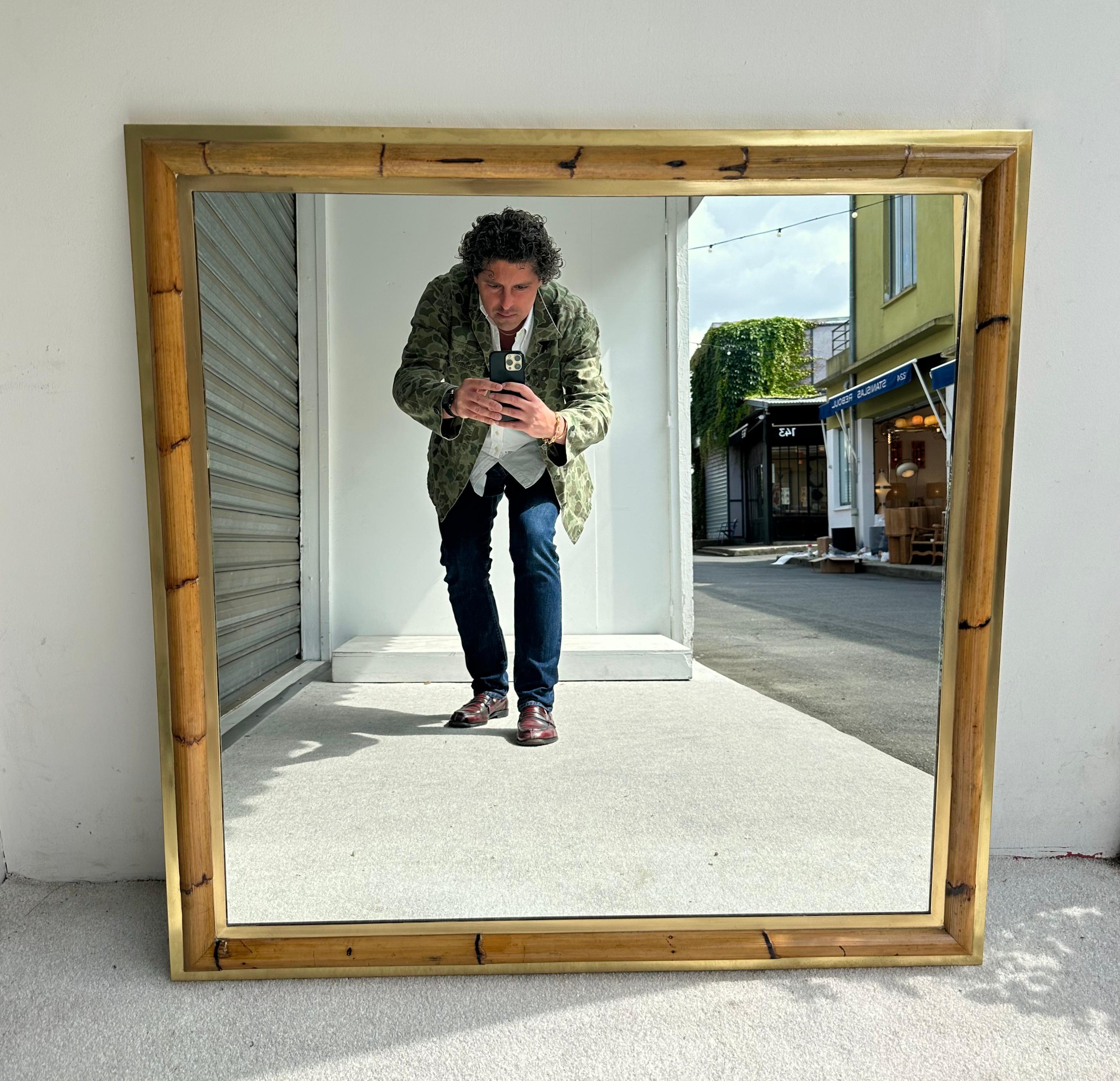 Mid-Century Modern Brass and Bamboo Wall Mirror by Vivai Del Sud. Italy, 1970s For Sale