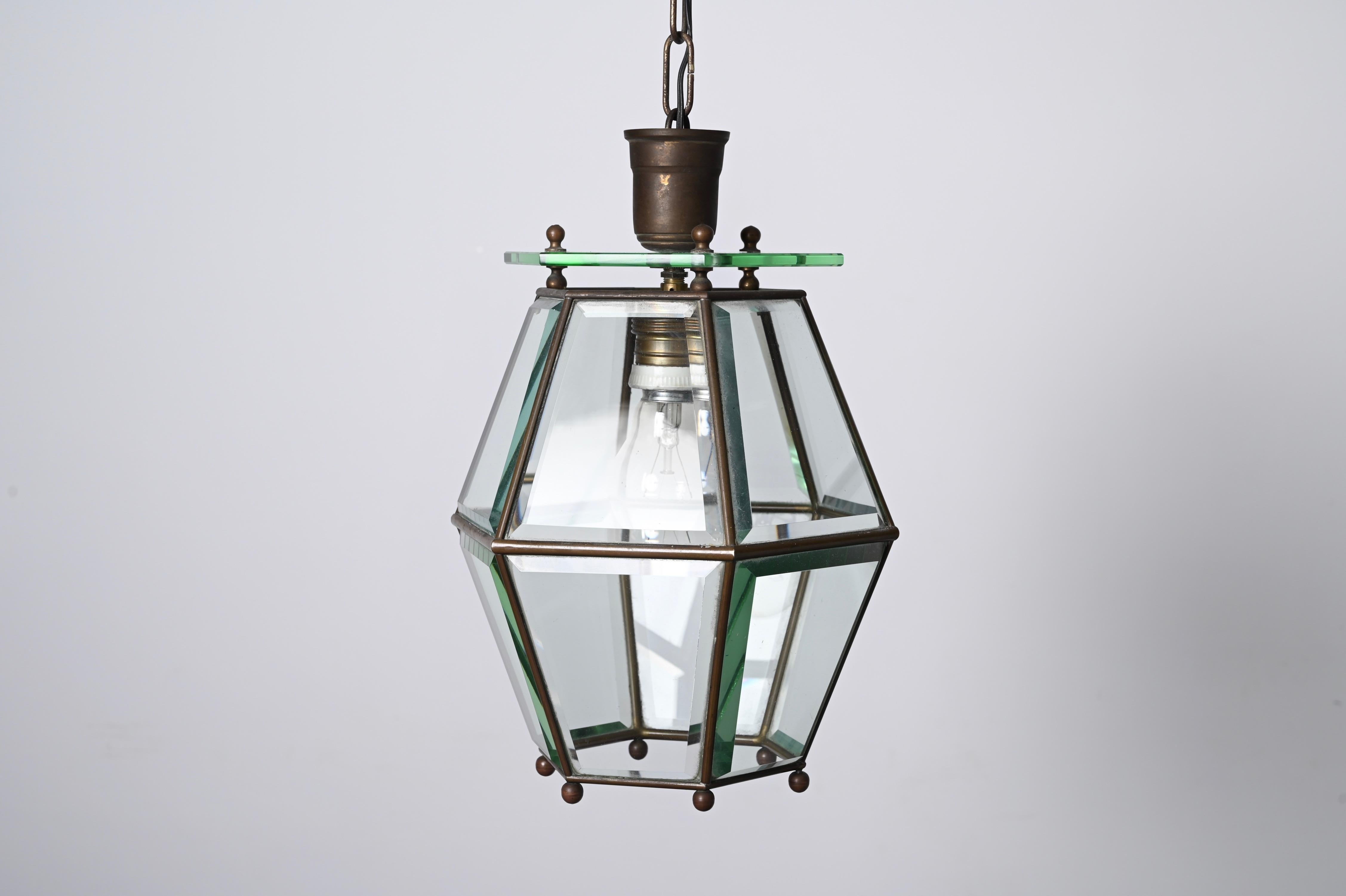 Brass and Beveled Glass Hexagonal Italian Chandelier after Adolf Loos, 1950s For Sale 4