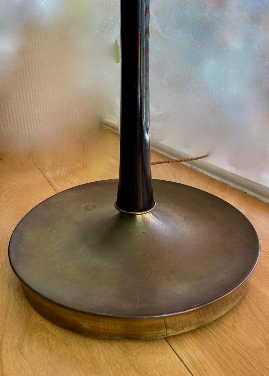 Mid-Century Modern 1950's Italian, Brass and Black Ebonised Wood Floor Lamp, Attributed to Stilnovo For Sale