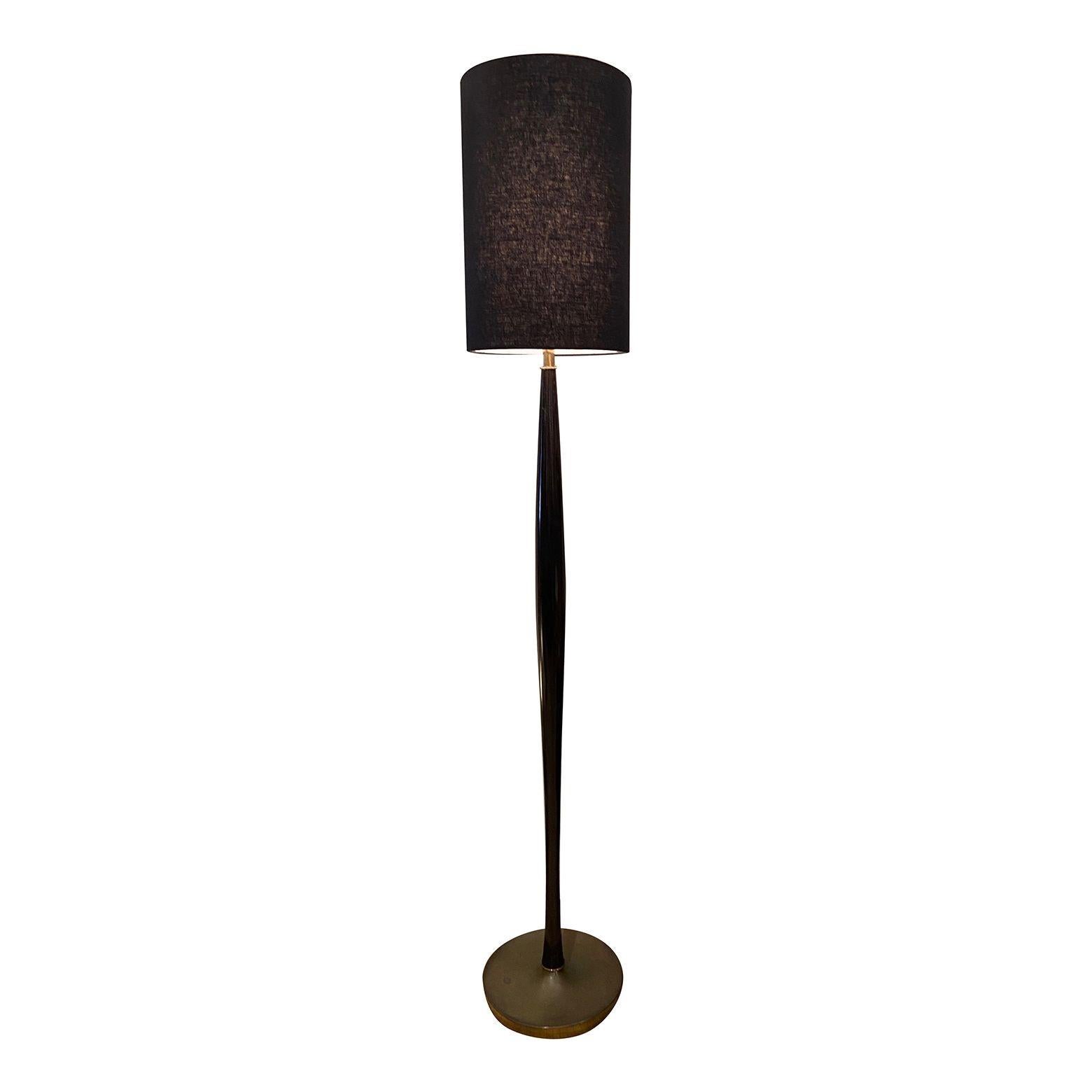 20th Century 1950's Italian, Brass and Black Ebonised Wood Floor Lamp, Attributed to Stilnovo For Sale