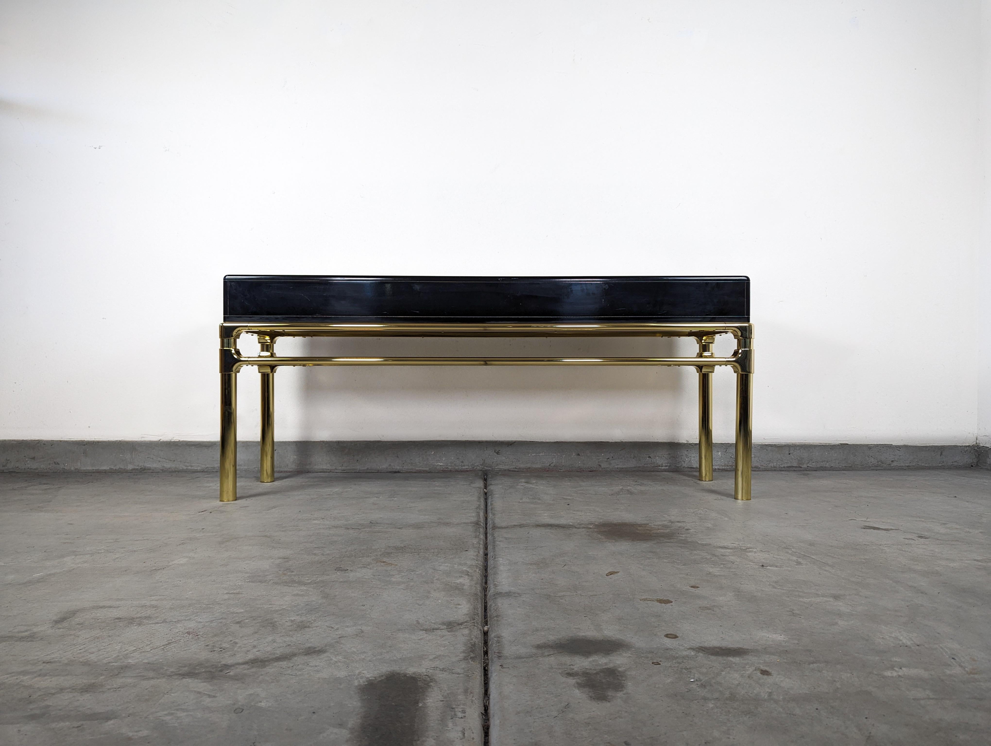 Brass and Black Lacquer Console Table With Drawers by Mastercraft, c1970s In Excellent Condition For Sale In Chino Hills, CA