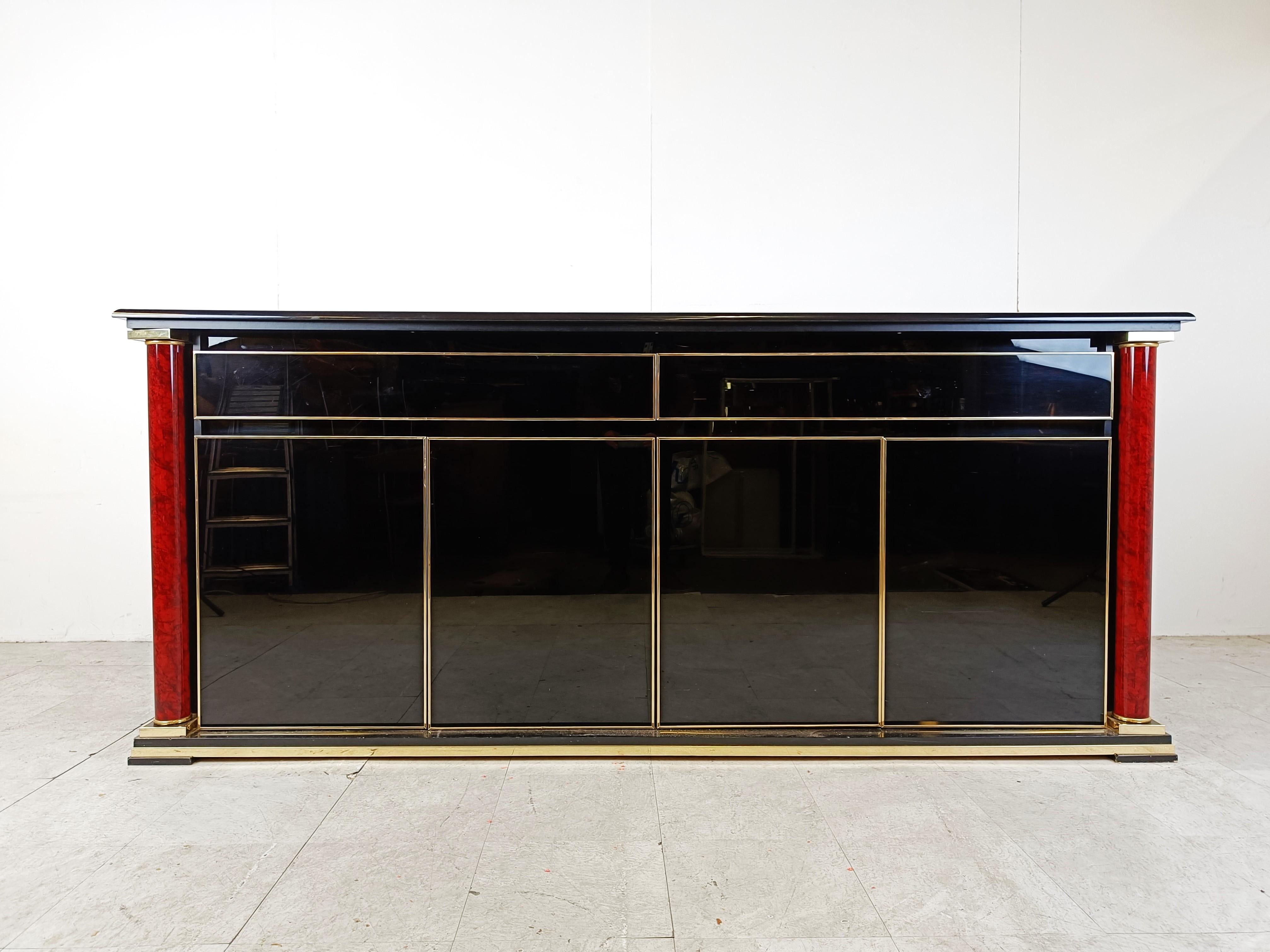 Brass and black lacquer sideboard, 1970s In Good Condition In HEVERLEE, BE