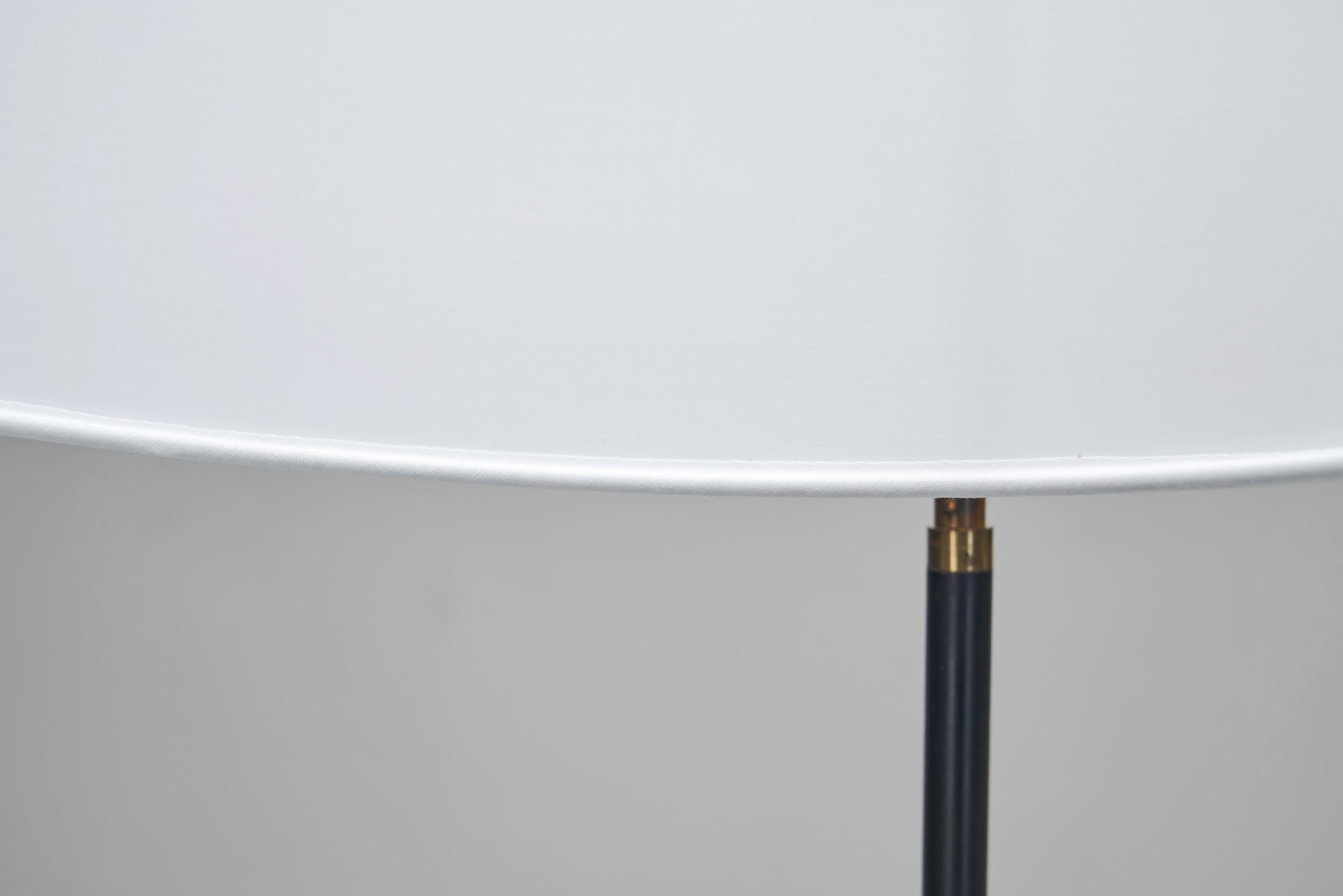 Brass and Black Steel Floor Lamp with Tripod Base, France 1950s For Sale 5