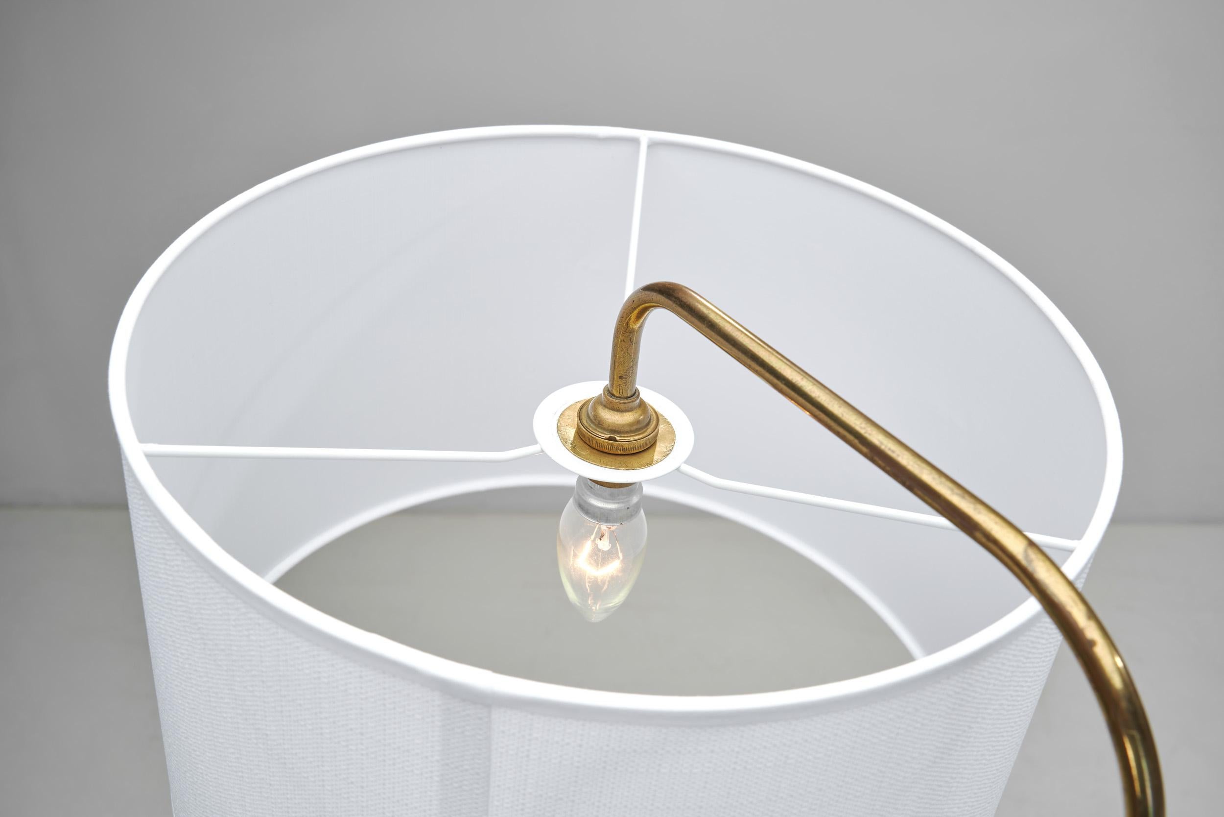 Brass and Black Steel Floor Lamp with Tripod Base, France 1950s For Sale 1