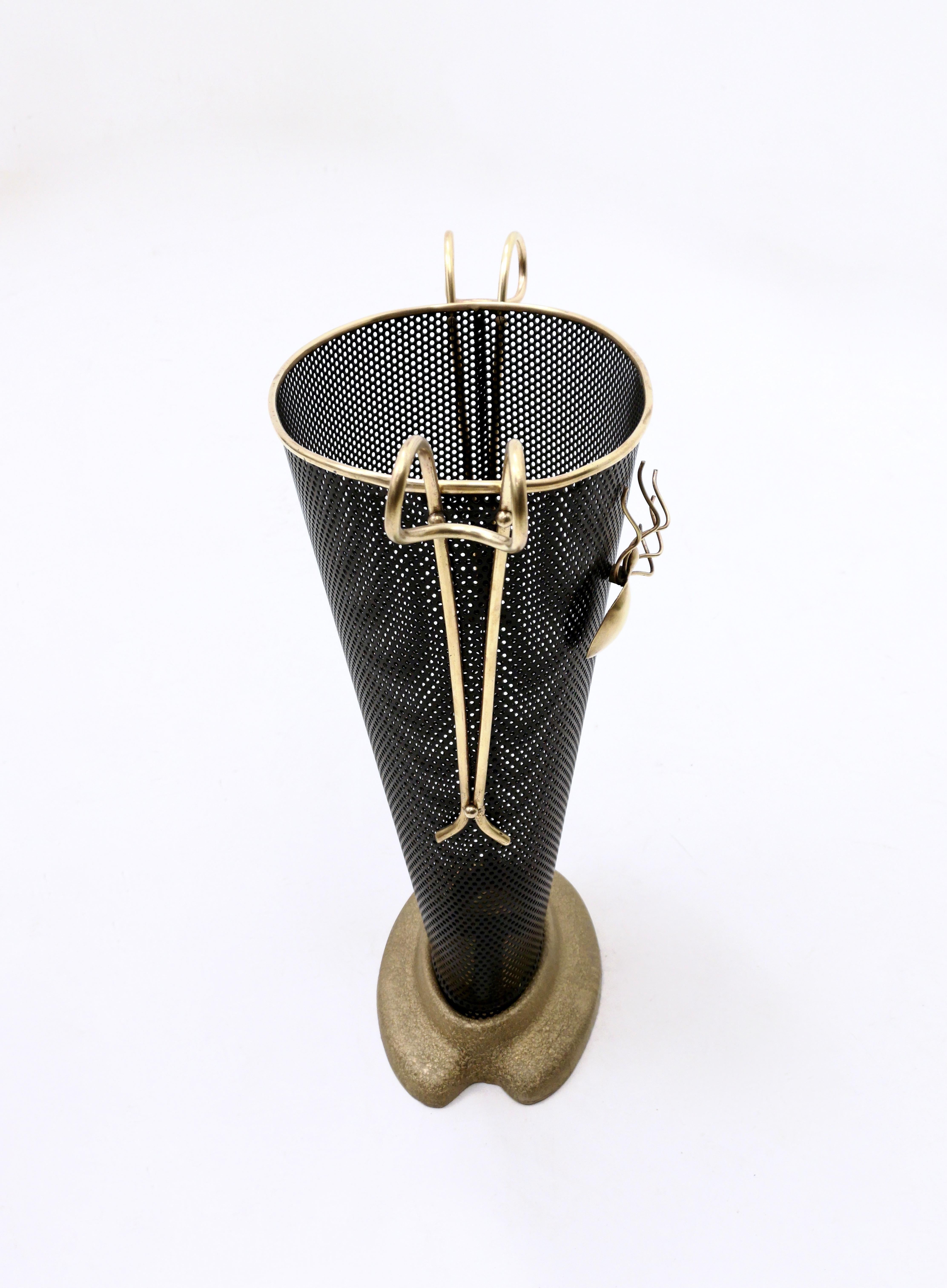 Vintage Black Varnished Metal Umbrella Stand with a Brass Spider, Italy 2