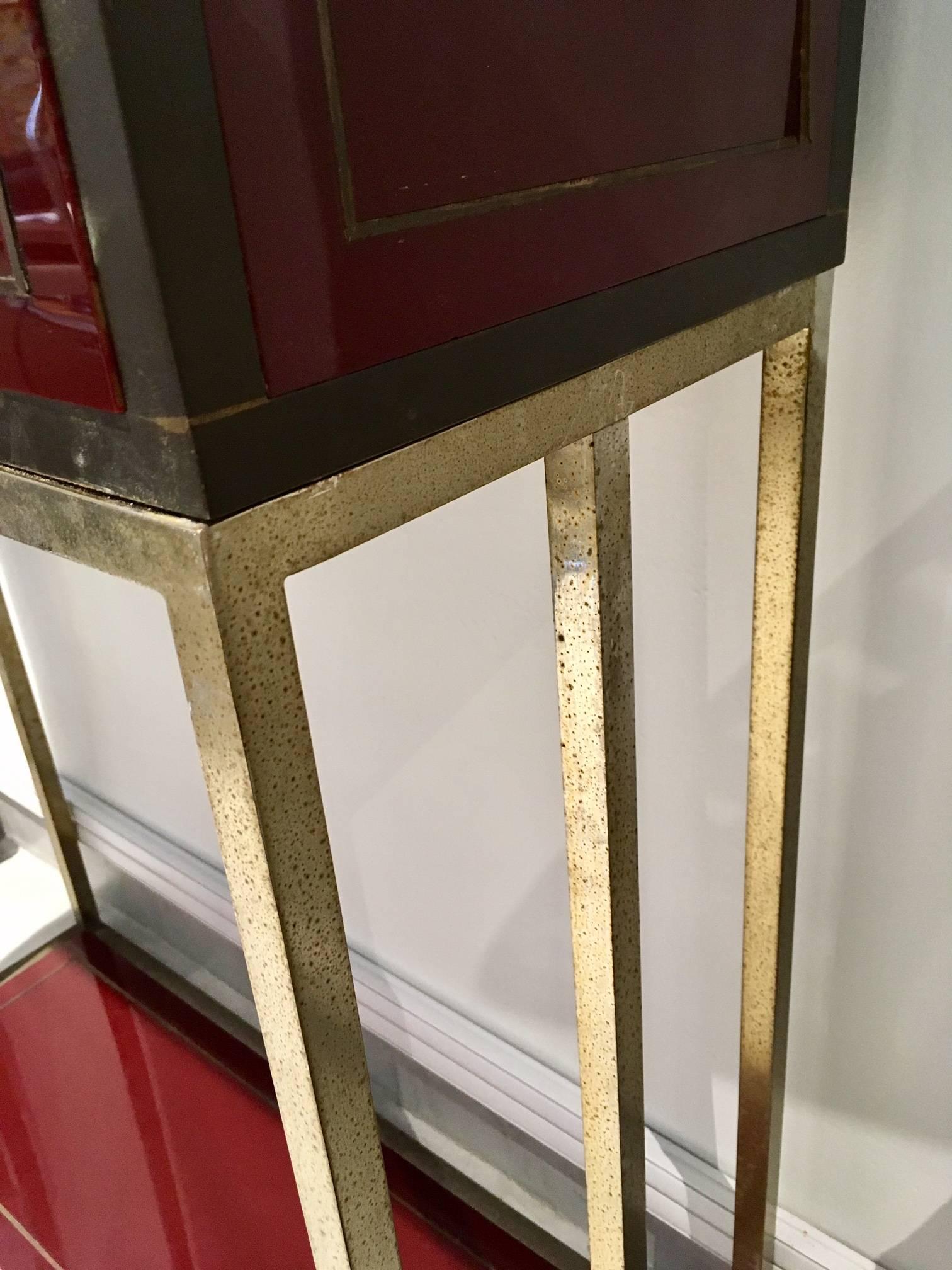Metal Brass and Burgundy Red Cabinet with 16 Drawers in the Style of Willy Rizzo