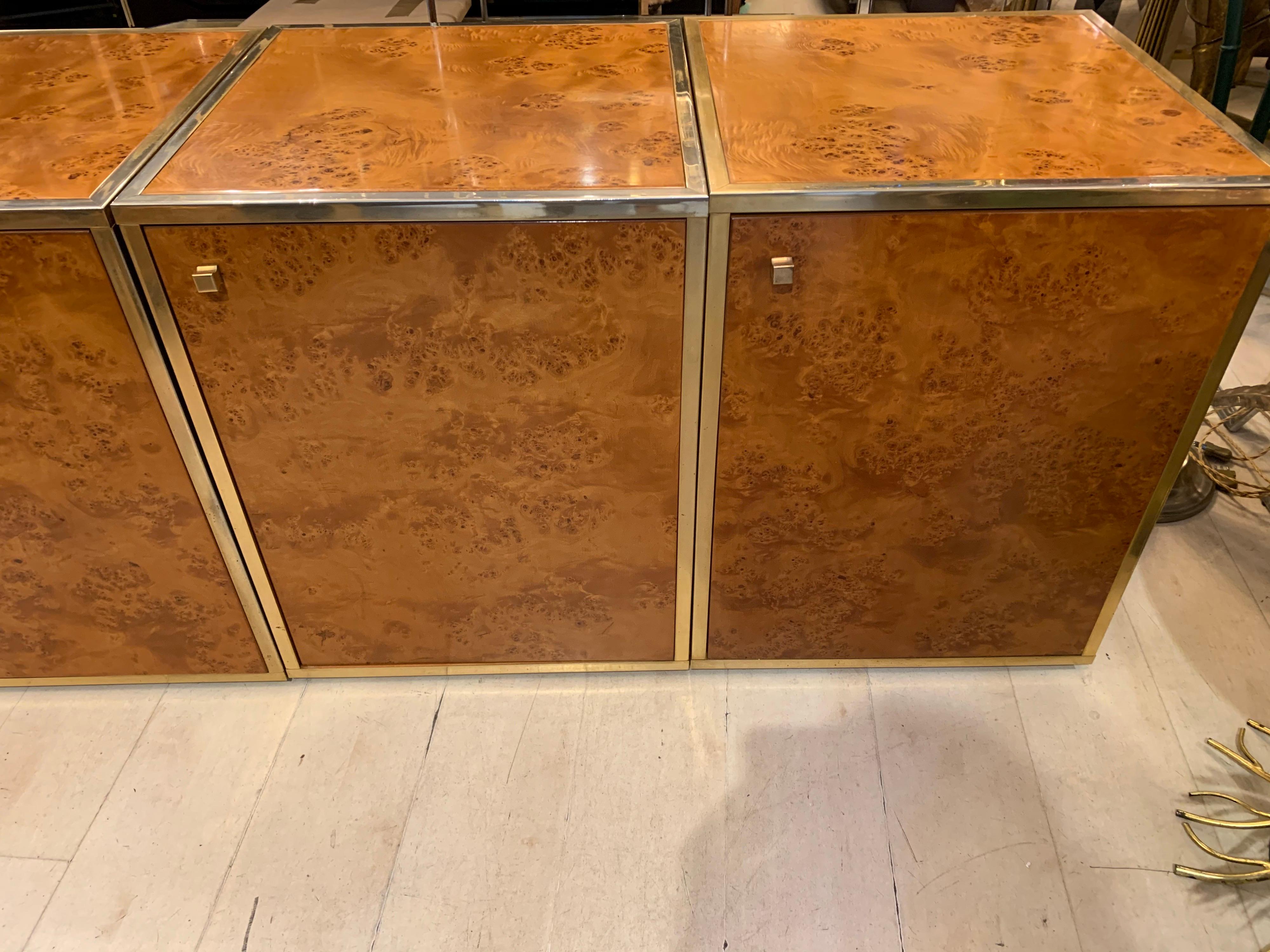 Brass and Burl Wood Italian Sectional Credenza, 1970 In Good Condition In Florence, IT