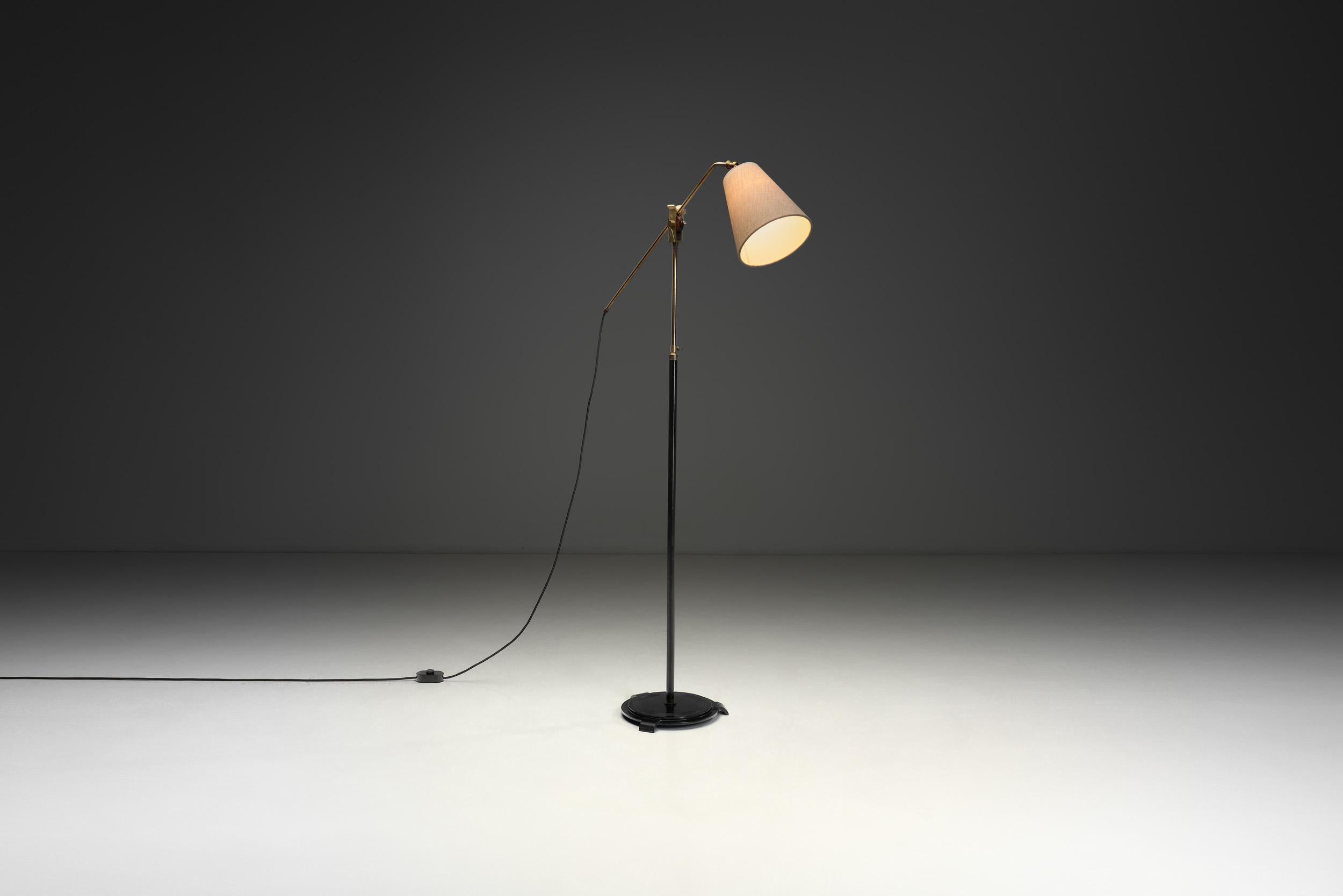 È stato a metà del XX secolo che Fog & Mørup è emersa come una forza significativa nel campo del design dell'illuminazione, un periodo che ha dato inizio all'era di maggior successo creativo e commerciale nella storia dell'azienda. È stato anche un