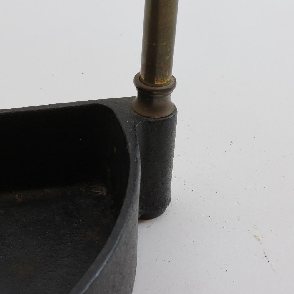 Portaombrelli e bastoni Demi Lume in ottone e ghisa in vendita 4