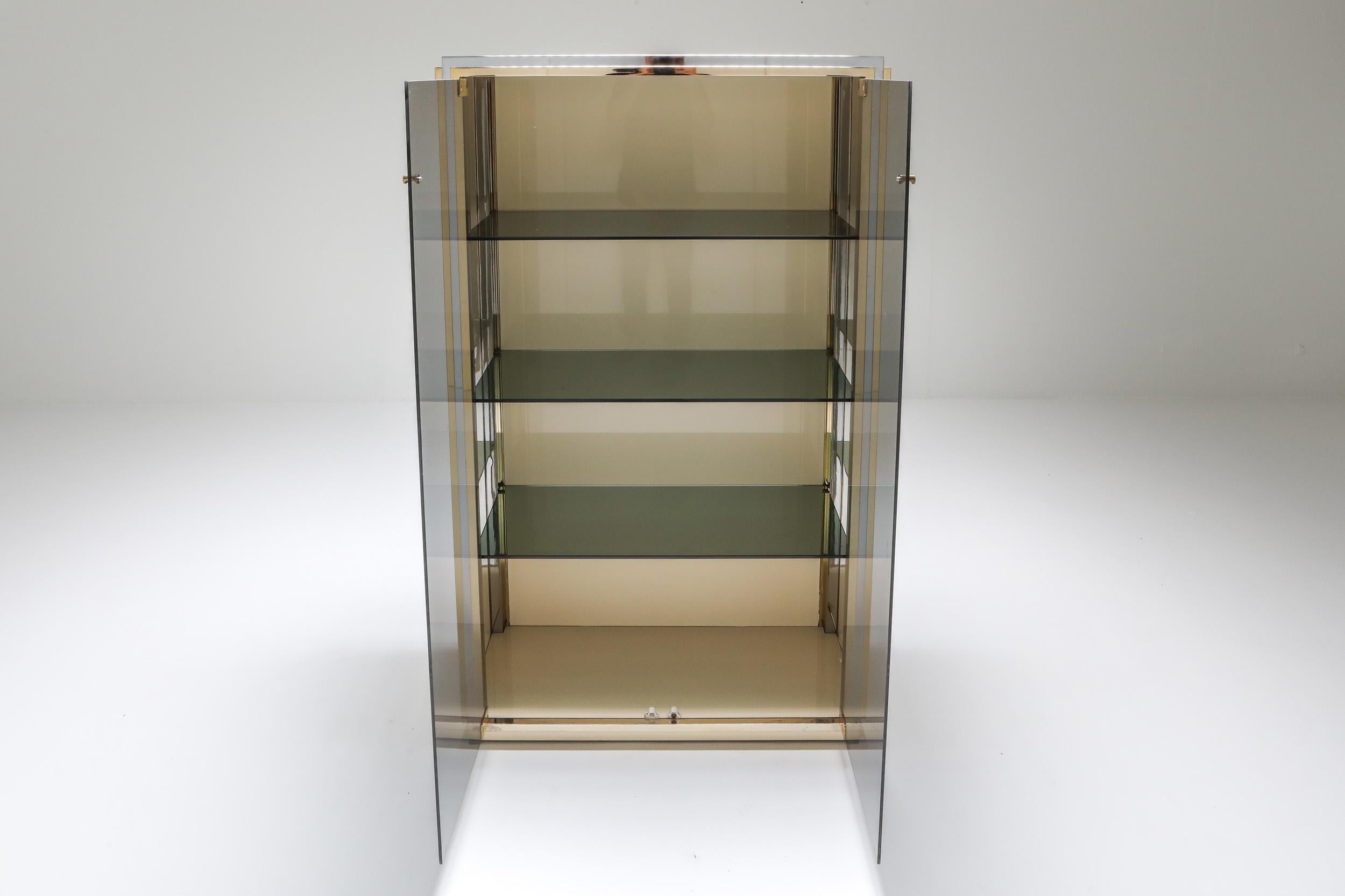 Brass and Chrome Renato Zevi Vitrine Showcase with Glass Doors, Italy, 1970s In Excellent Condition In Antwerp, BE