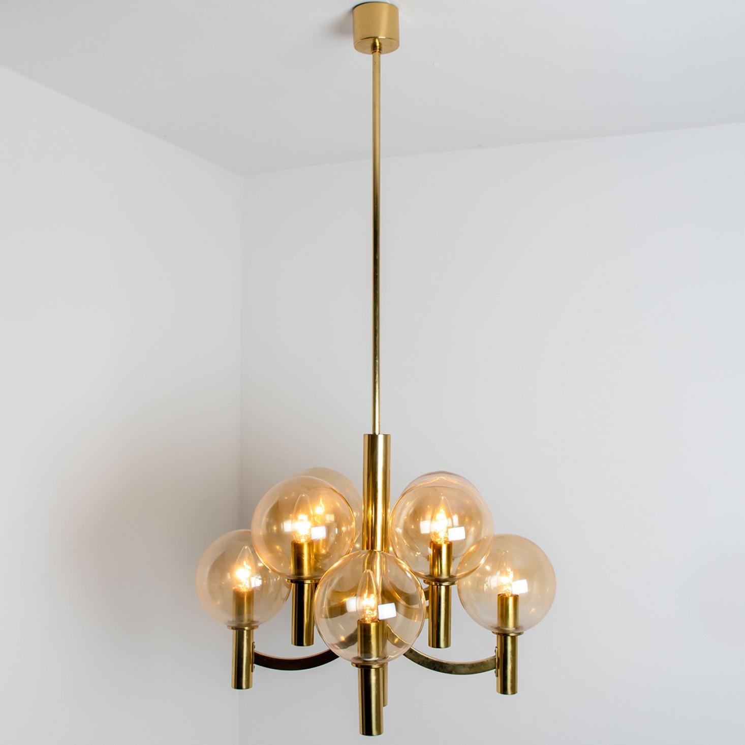 Brass and Clear Glass Chandelier, Jakobsson, 1970s For Sale 8