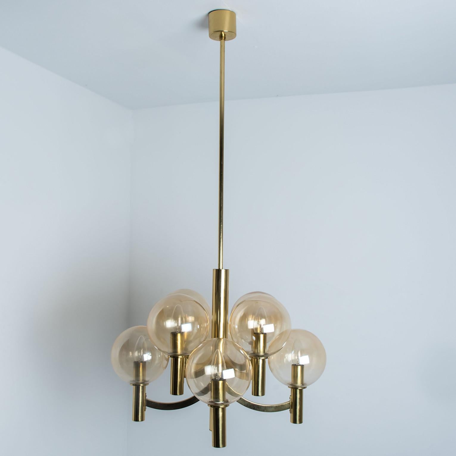 Brass and Clear Glass Chandelier, Jakobsson, 1970s For Sale 2