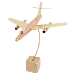 Modello di aereo a reazione in ottone e rame, Francia, circa 1960