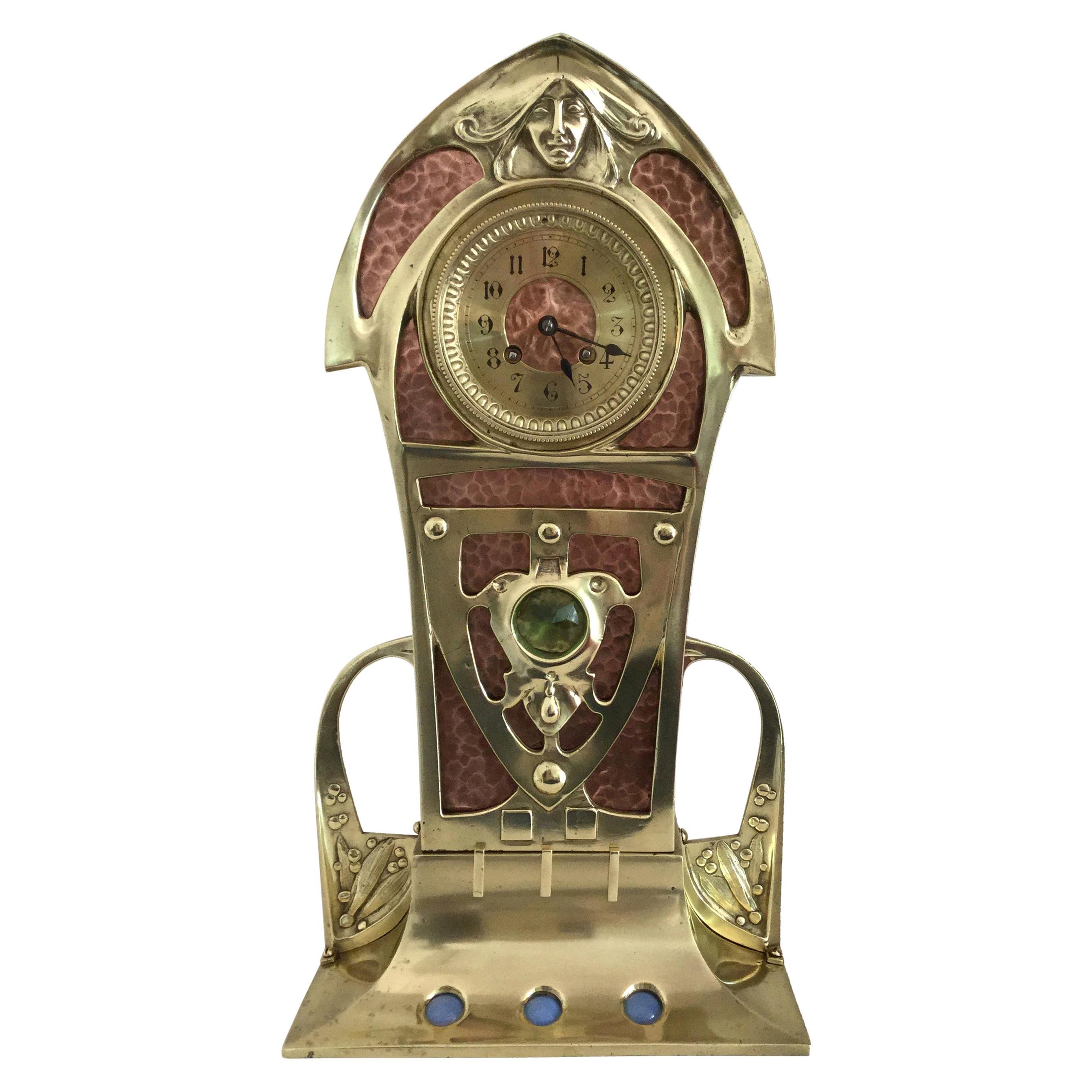 Unique horloge de cheminée française Art Nouveau, boîtier en laiton et cuivre, circa 1900