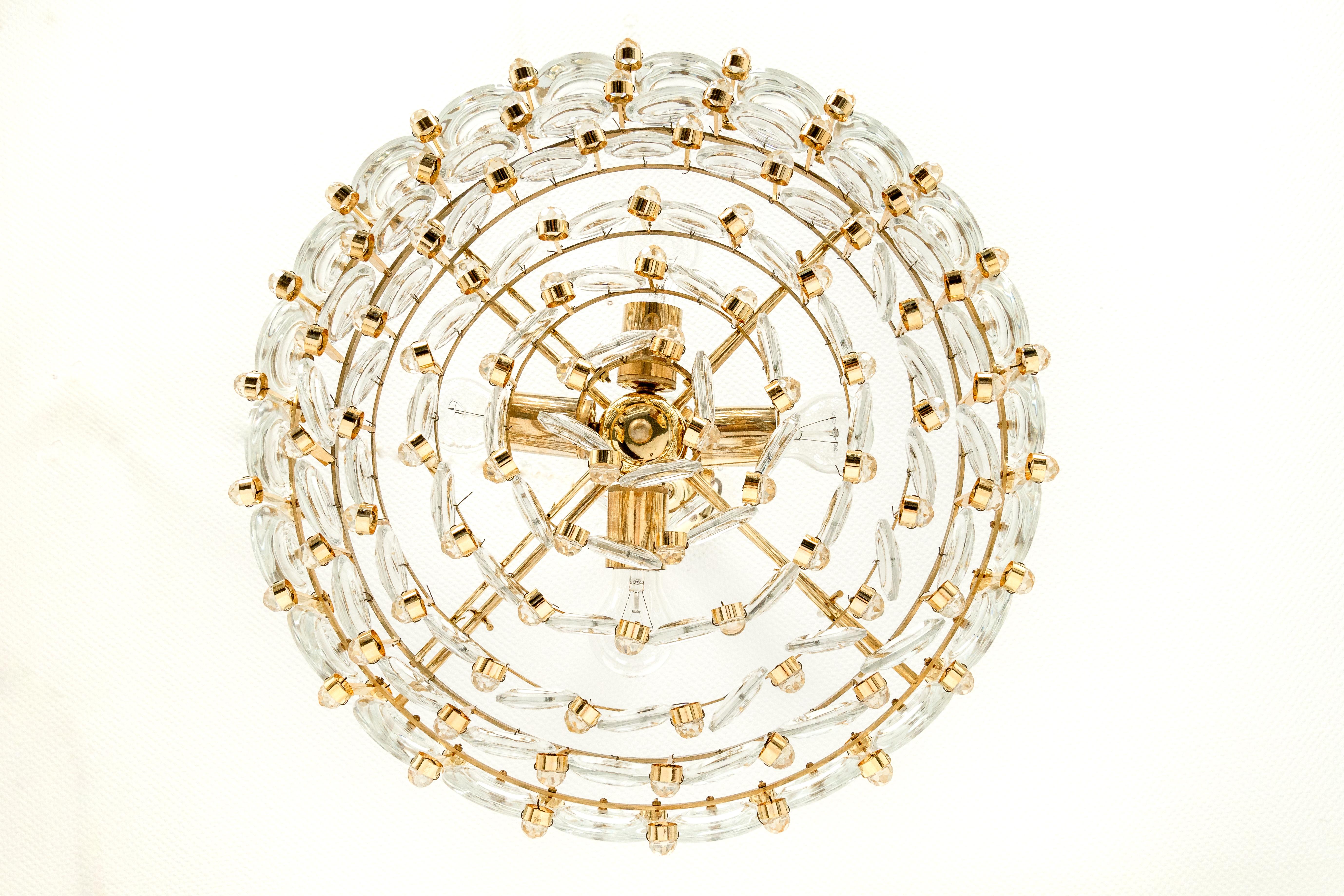 Mid-Century Modern Brass and Crystal Chandelier, Sciolari Design by Palwa, Germany, 1970s For Sale
